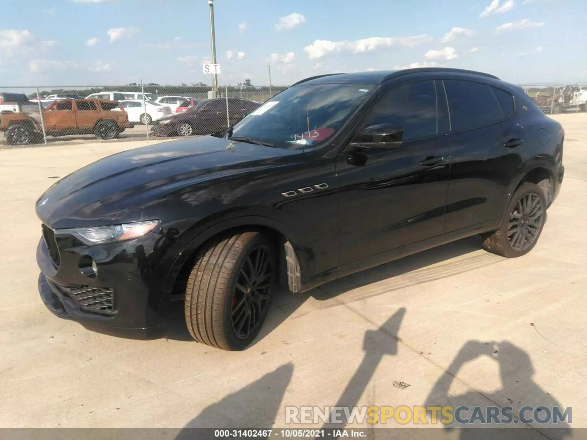 2 Photograph of a damaged car ZN661XUA4KX329473 MASERATI LEVANTE 2019