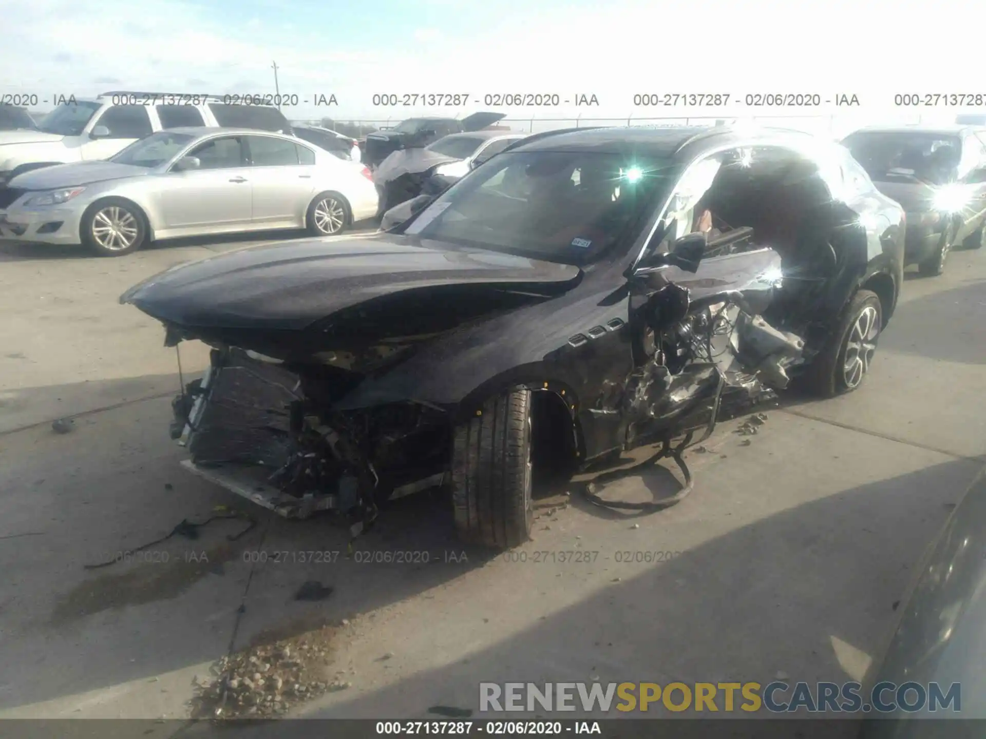 2 Photograph of a damaged car ZN661XUA5KX328865 MASERATI LEVANTE 2019