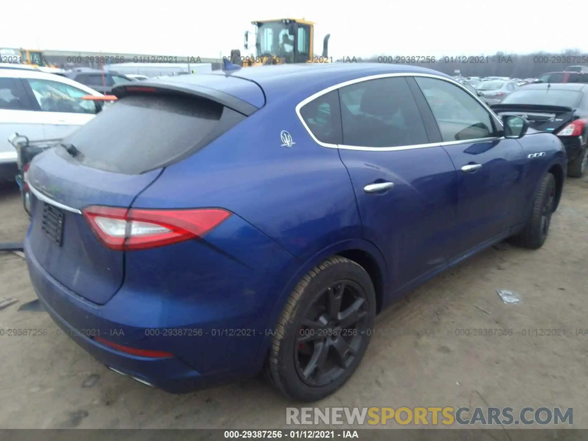 4 Фотография поврежденного автомобиля ZN661XUA8KX320551 MASERATI LEVANTE 2019