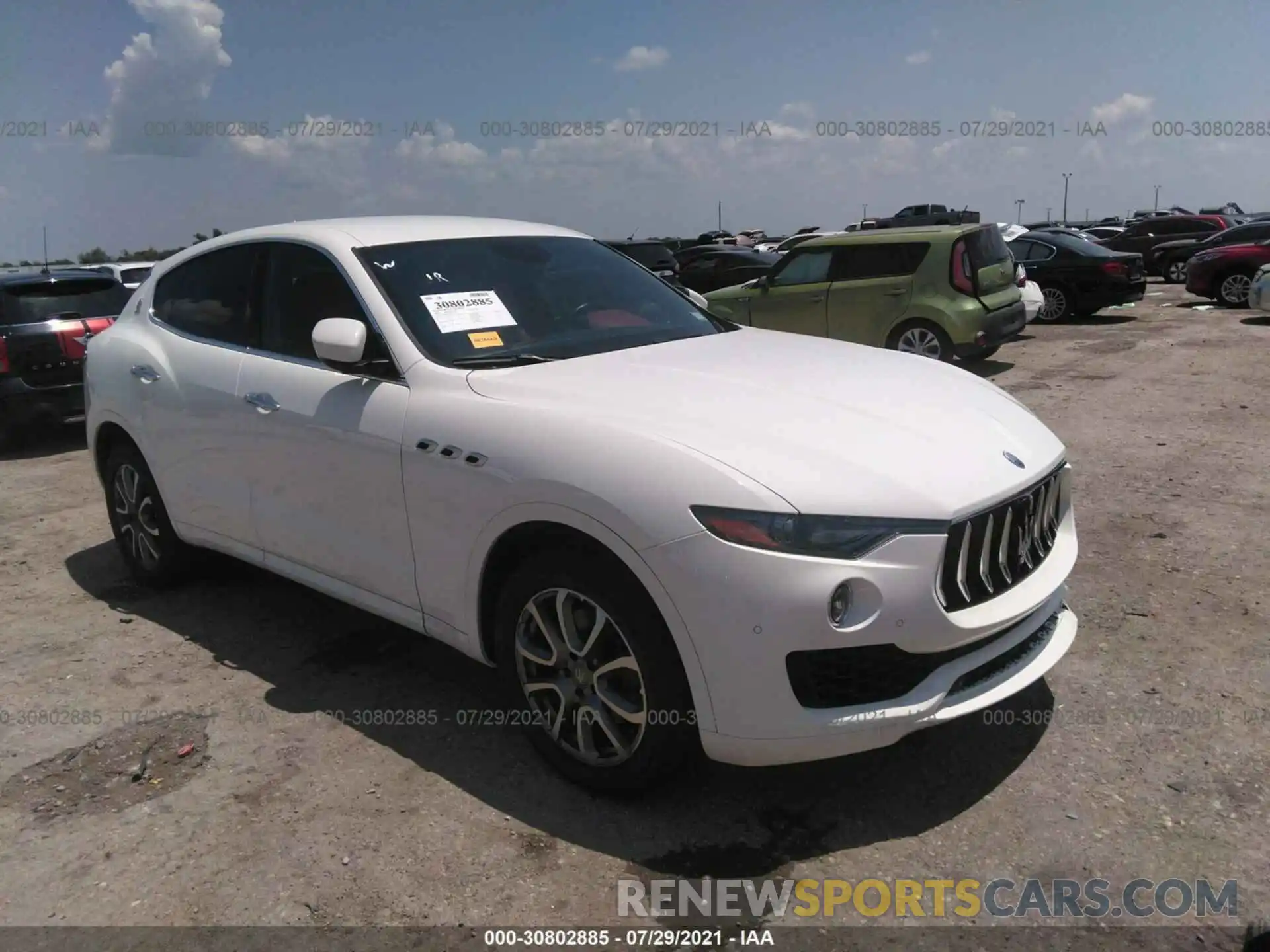 1 Photograph of a damaged car ZN661XUA9KX317576 MASERATI LEVANTE 2019