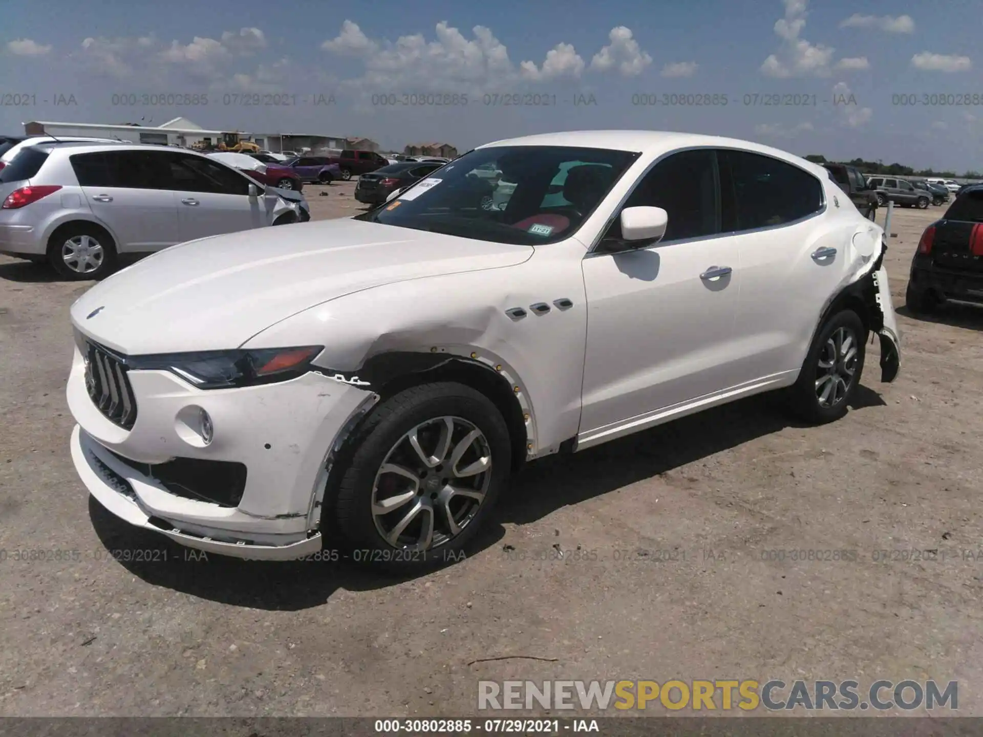 2 Photograph of a damaged car ZN661XUA9KX317576 MASERATI LEVANTE 2019