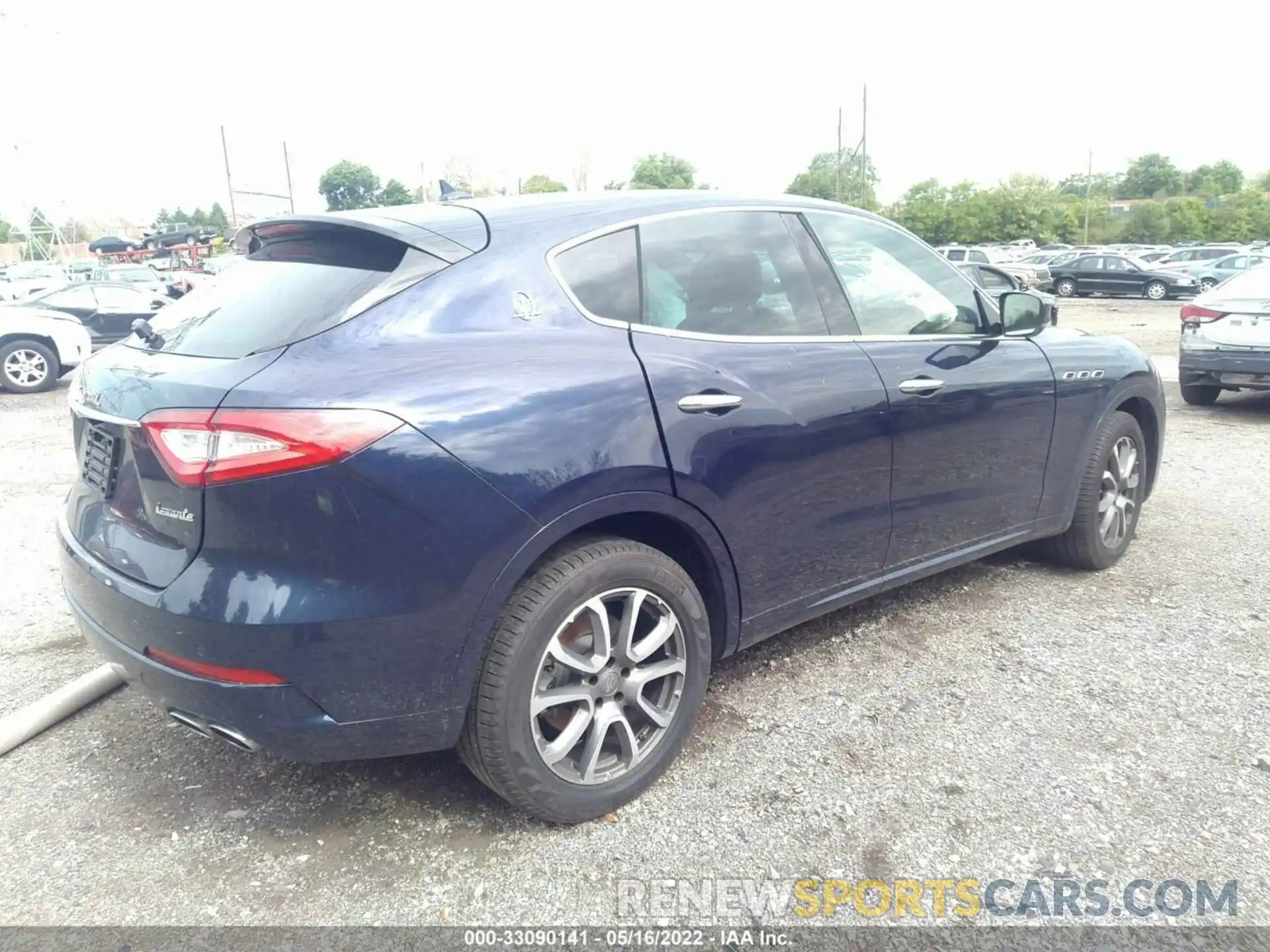 4 Photograph of a damaged car ZN661XUAXKX325251 MASERATI LEVANTE 2019