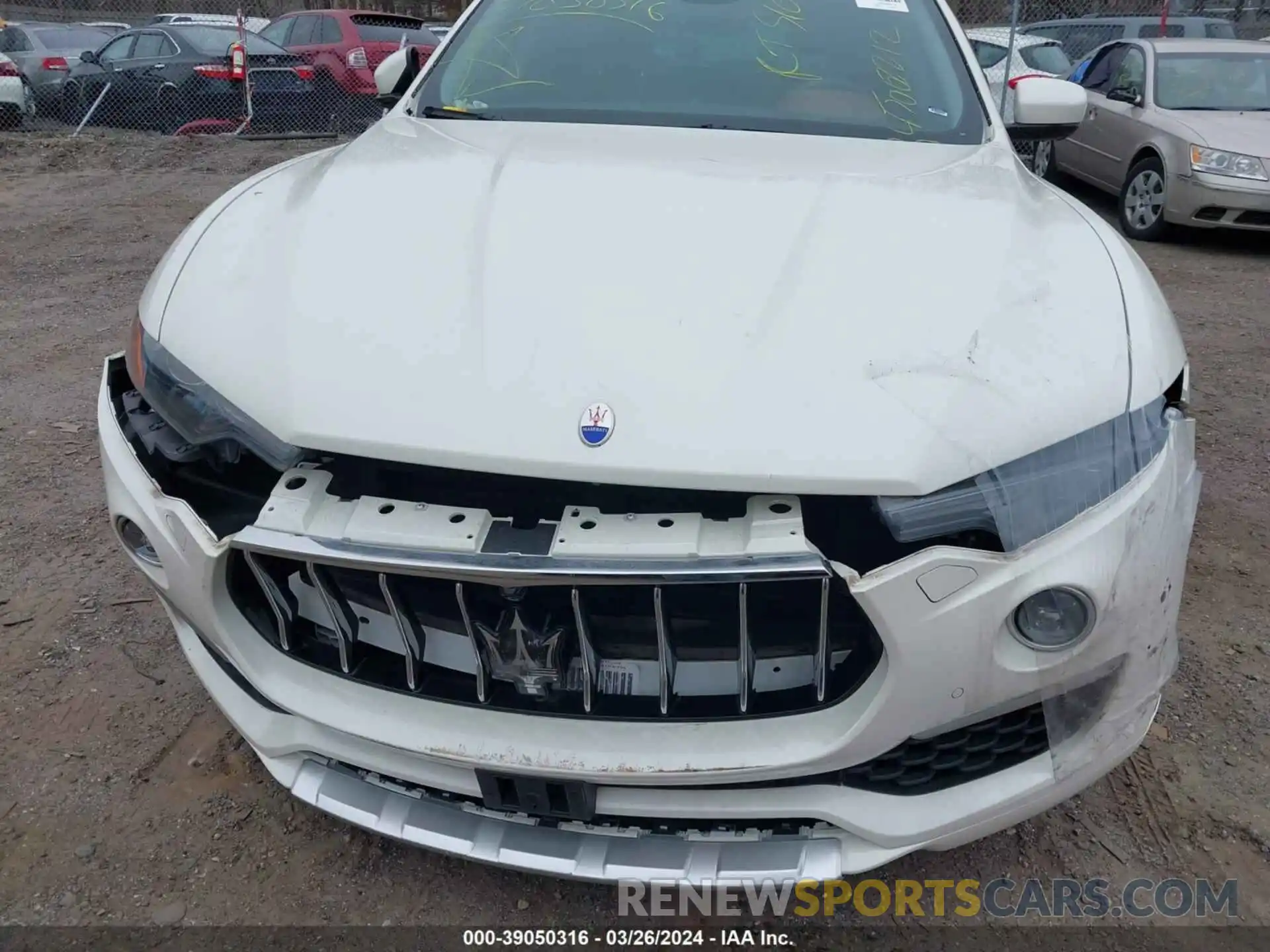 11 Photograph of a damaged car ZN661XUL2KX952284 MASERATI LEVANTE 2019