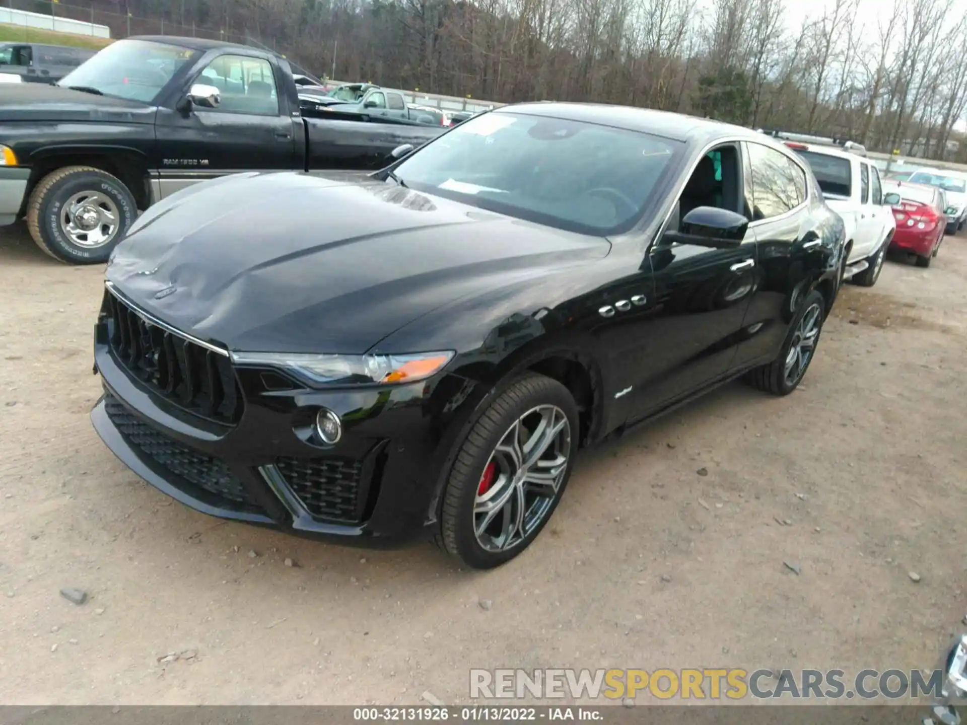 2 Photograph of a damaged car ZN661XUS6KX328429 MASERATI LEVANTE 2019