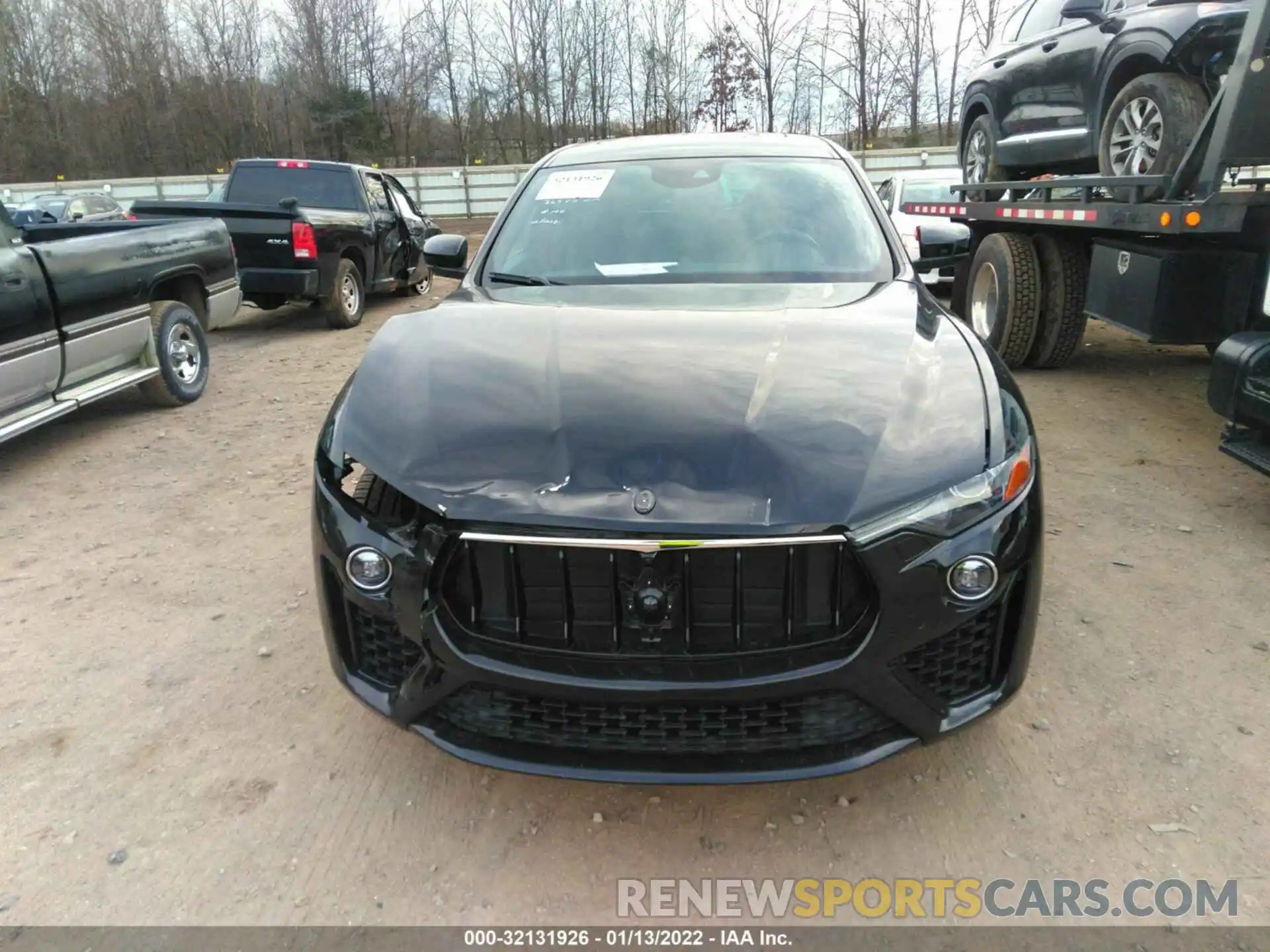 6 Photograph of a damaged car ZN661XUS6KX328429 MASERATI LEVANTE 2019