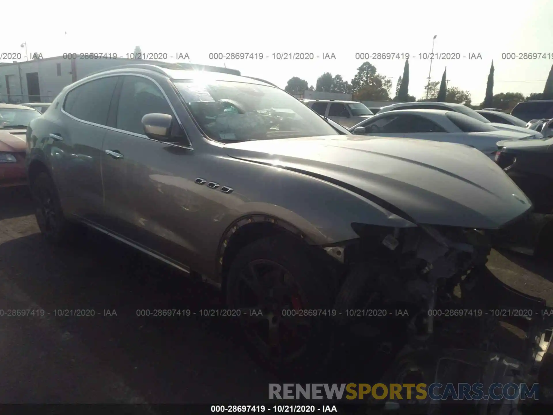 1 Photograph of a damaged car ZN661YUA4KX321492 MASERATI LEVANTE 2019