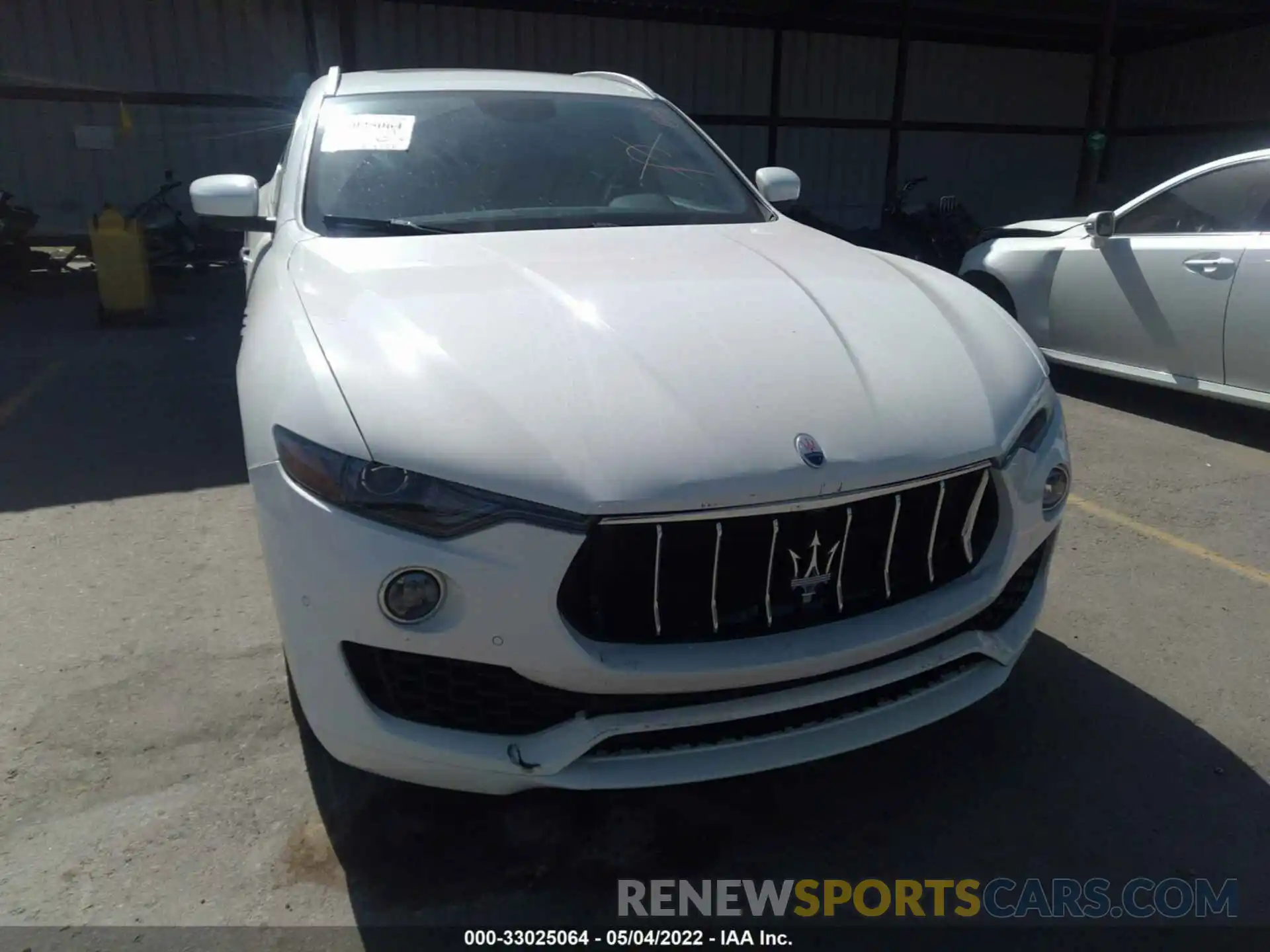 6 Photograph of a damaged car ZN661YUA7KX314505 MASERATI LEVANTE 2019