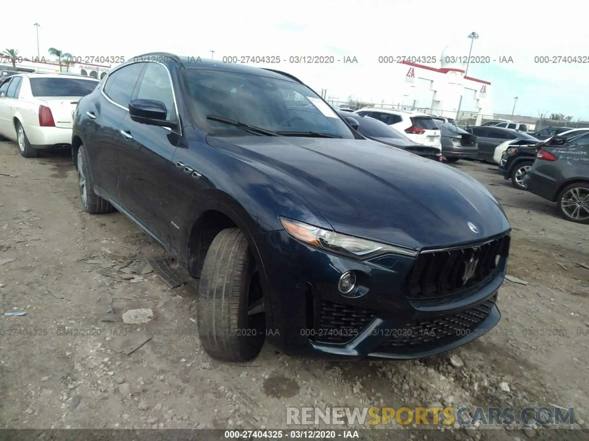 1 Photograph of a damaged car ZN661YUS3KX314929 MASERATI LEVANTE 2019