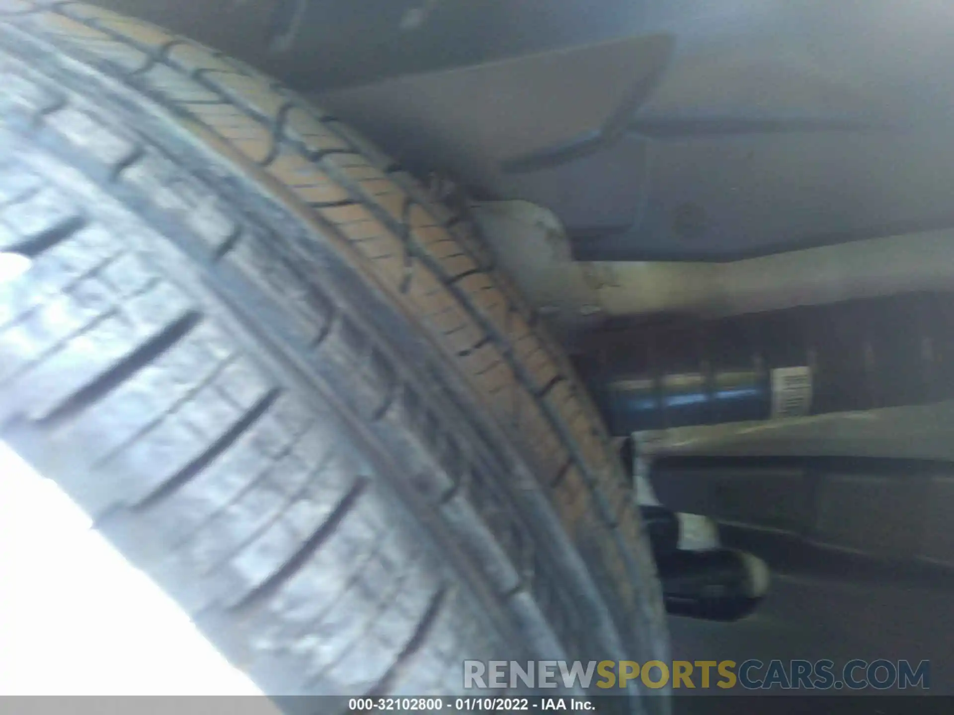 13 Фотография поврежденного автомобиля ZN661XUA2LX355426 MASERATI LEVANTE 2020