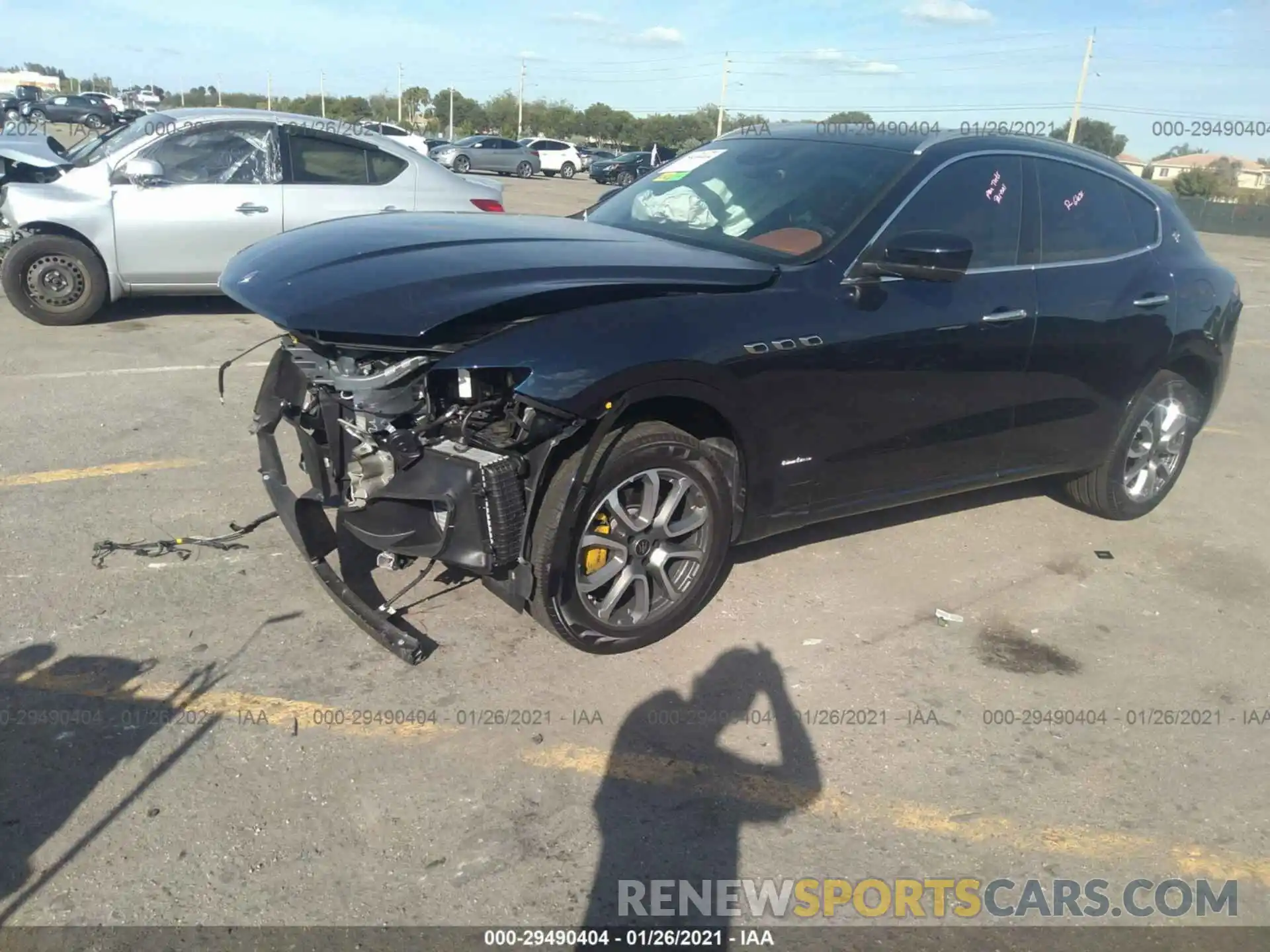 2 Photograph of a damaged car ZN661XUL1LX354897 MASERATI LEVANTE 2020