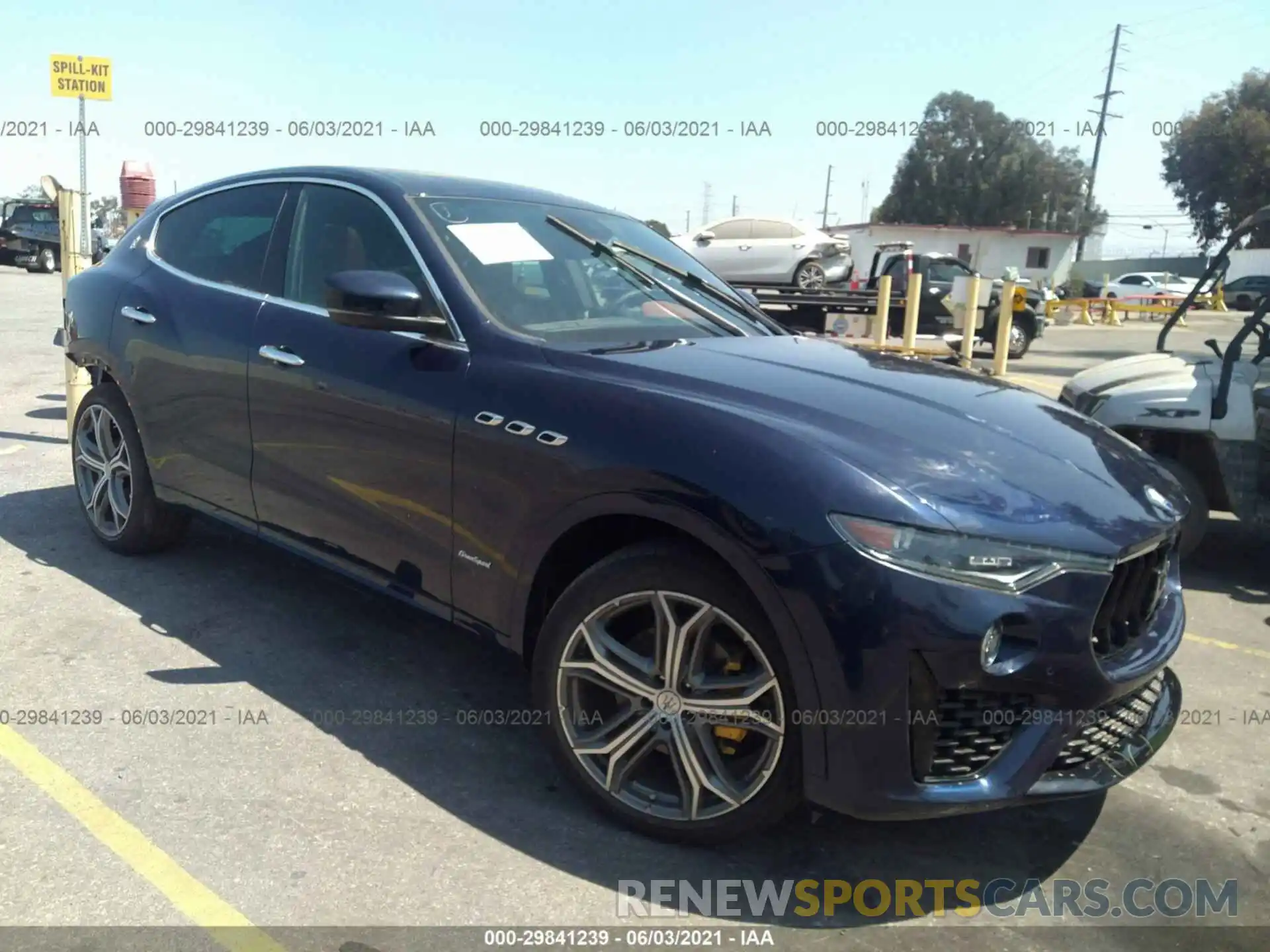 1 Photograph of a damaged car ZN661XUS3LX355525 MASERATI LEVANTE 2020