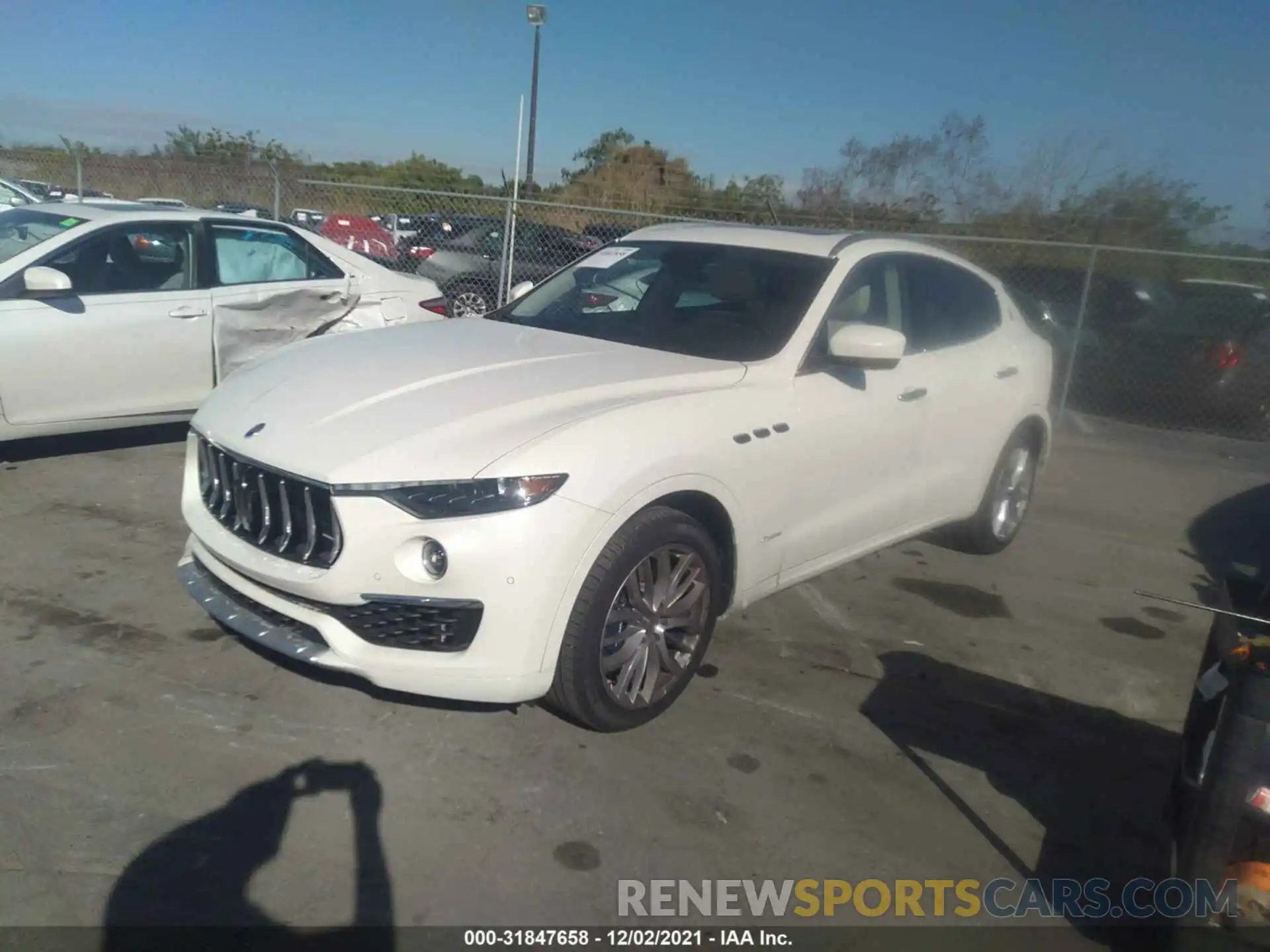 2 Фотография поврежденного автомобиля ZN661YUL0LX353536 MASERATI LEVANTE 2020