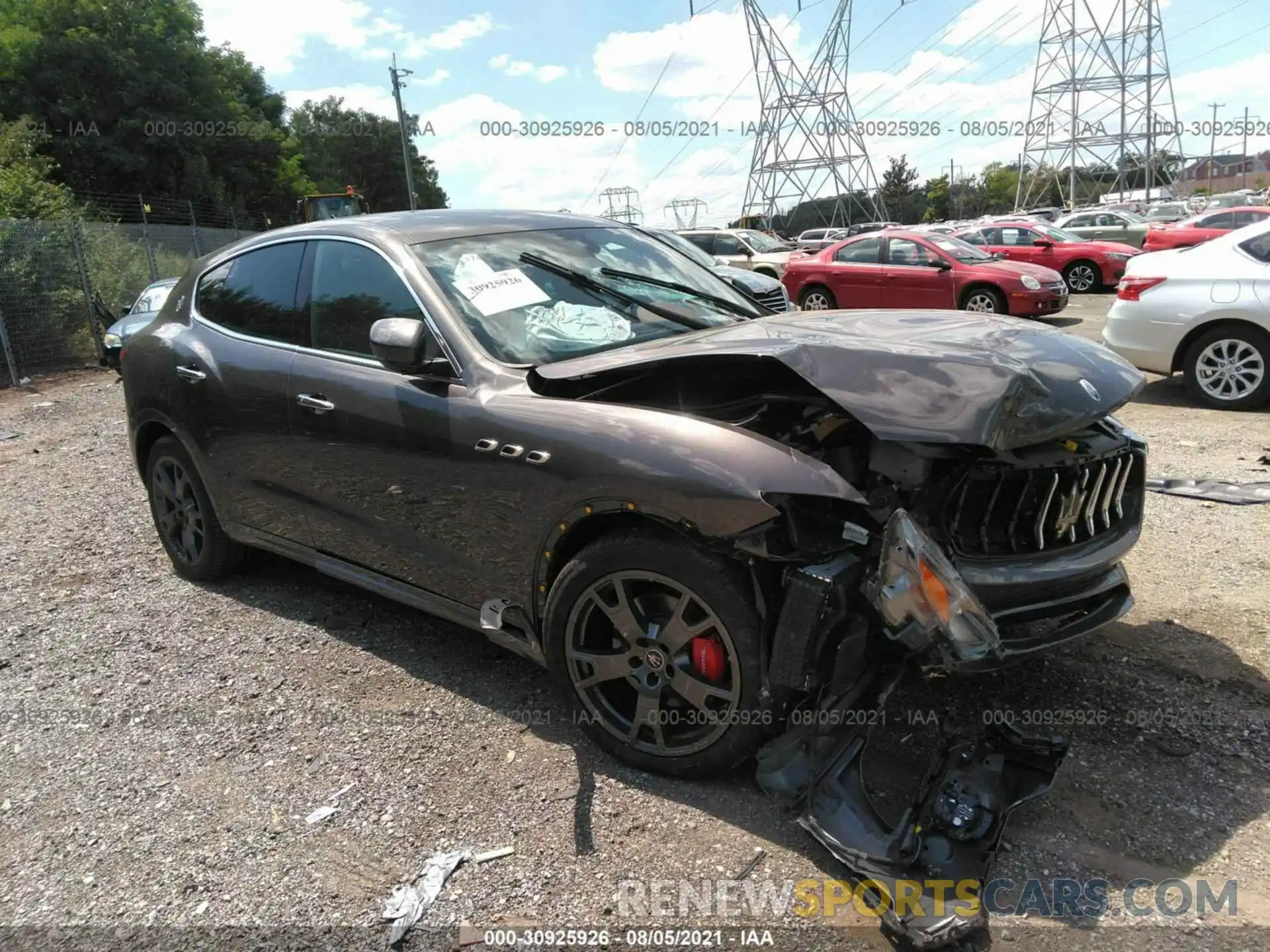 1 Photograph of a damaged car ZN661XUA3MX359762 MASERATI LEVANTE 2021