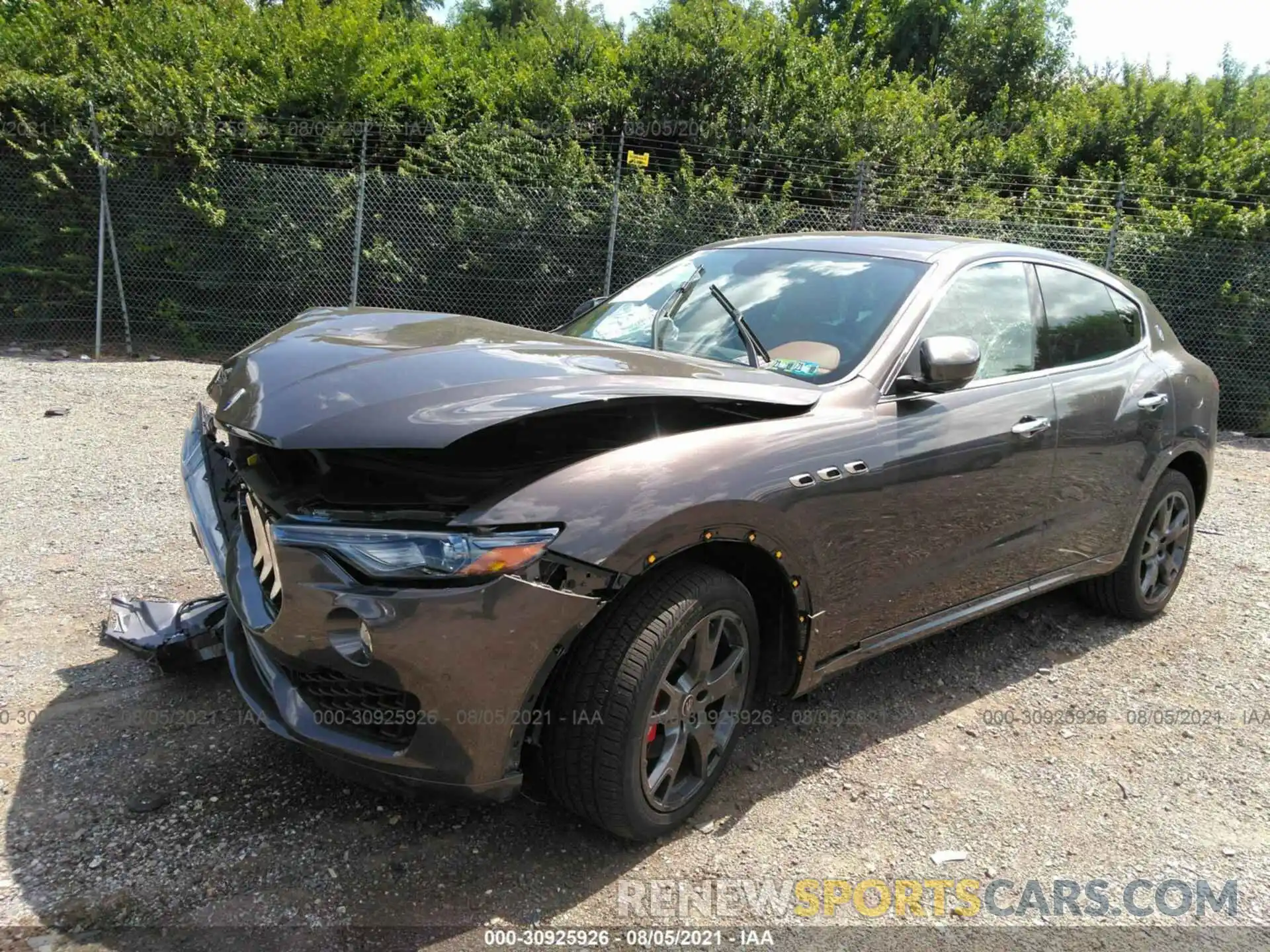 2 Photograph of a damaged car ZN661XUA3MX359762 MASERATI LEVANTE 2021