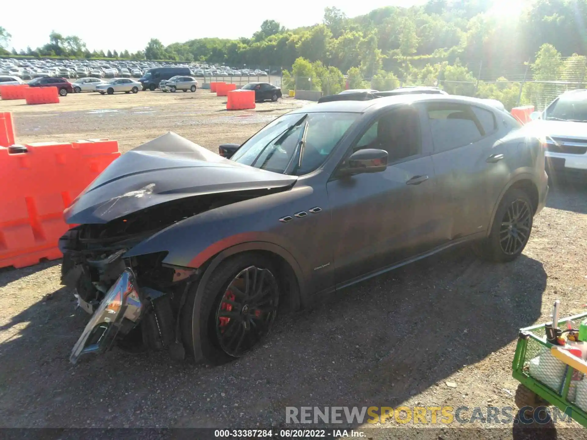 2 Photograph of a damaged car ZN661YUSXMX364441 MASERATI LEVANTE 2021