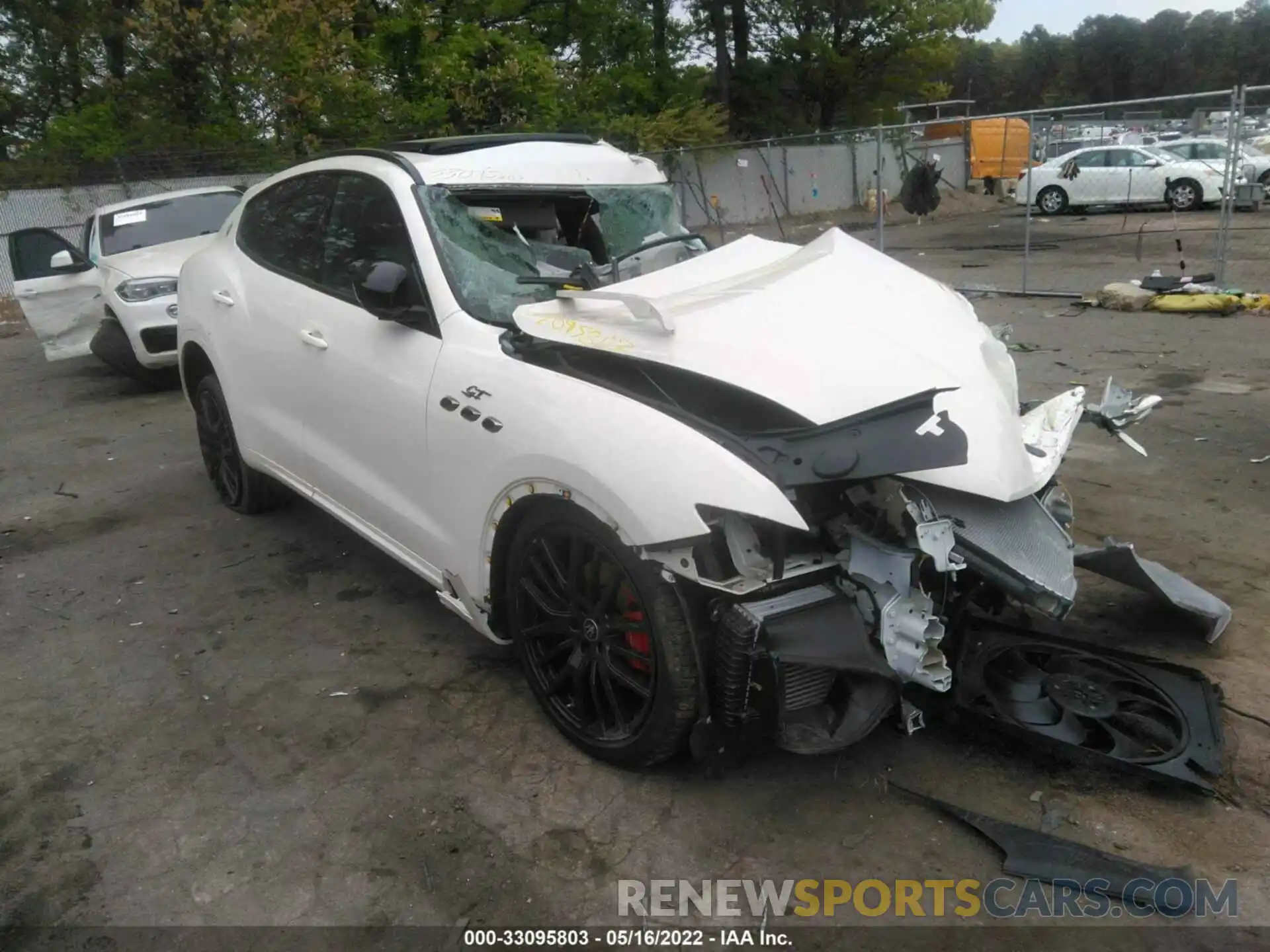 1 Photograph of a damaged car ZN661XUAXNX388032 MASERATI LEVANTE 2022