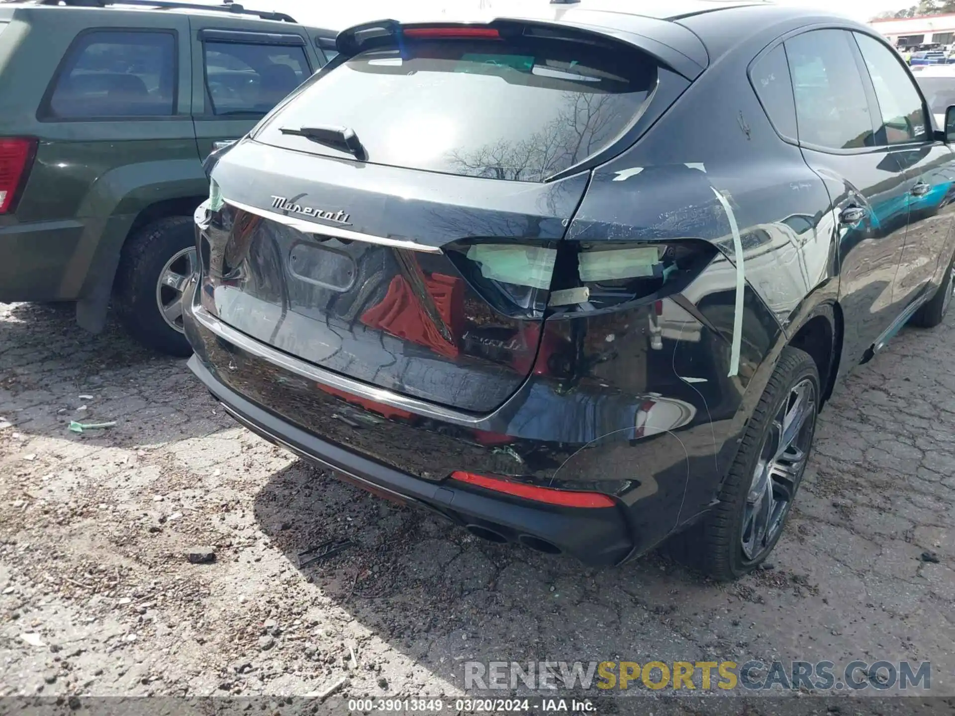 6 Photograph of a damaged car ZN661YUM0NX386466 MASERATI LEVANTE 2022