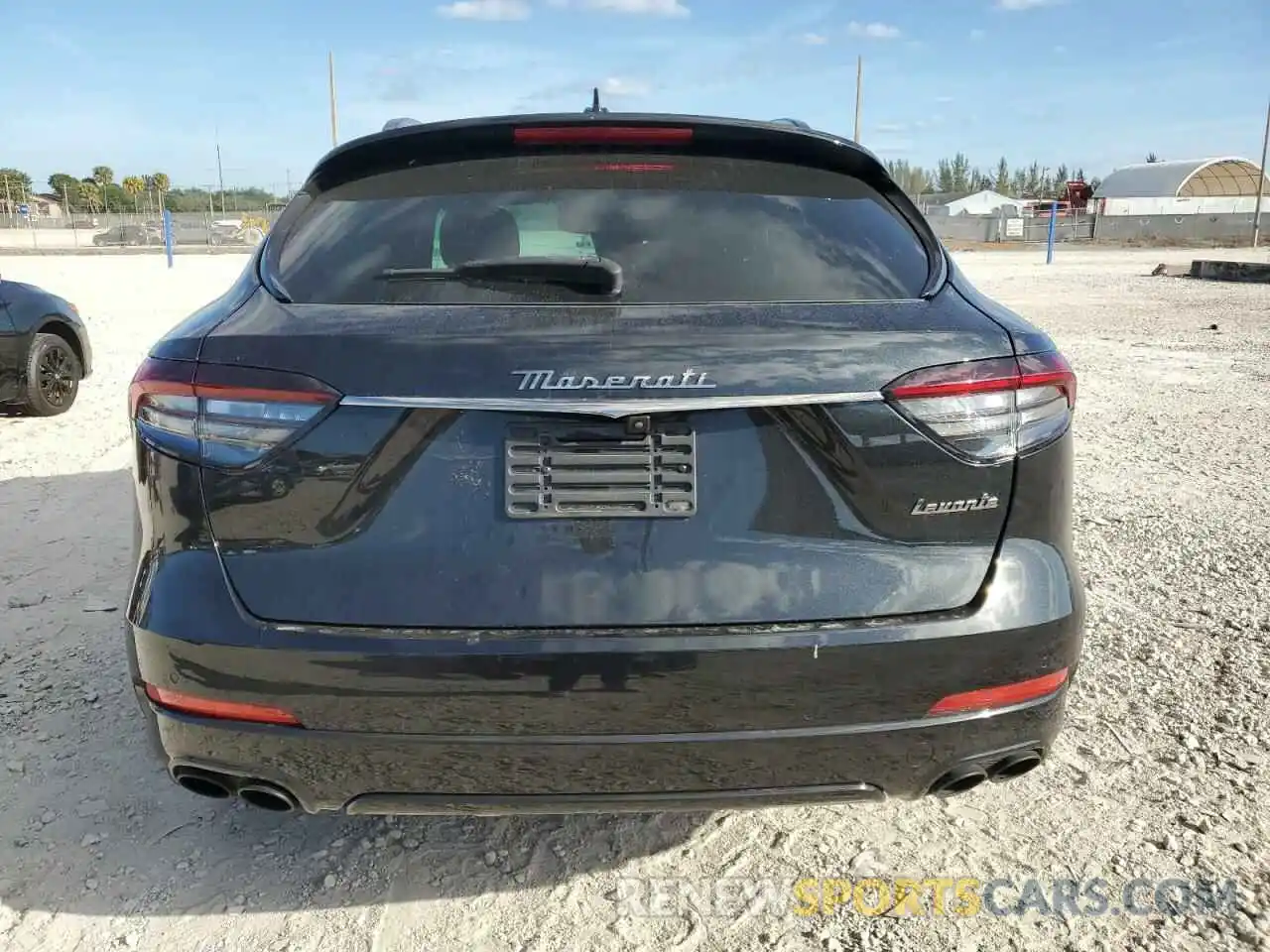 6 Photograph of a damaged car ZN661XUA1NX396455 MASERATI LEVANTE BA 2022