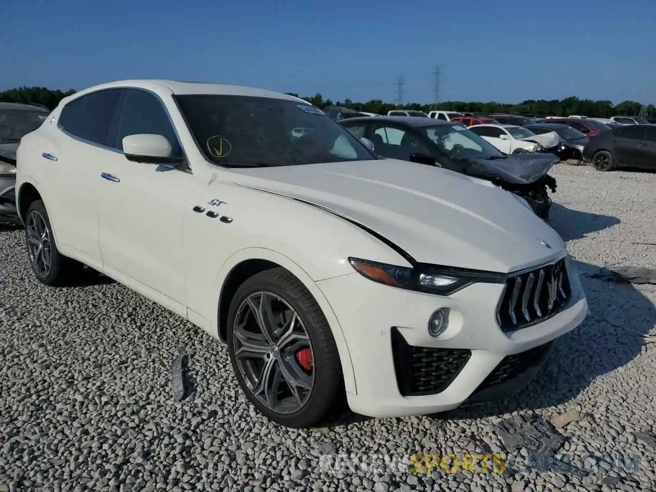 1 Photograph of a damaged car ZN661XUA7NX393205 MASERATI LEVANTE BA 2022