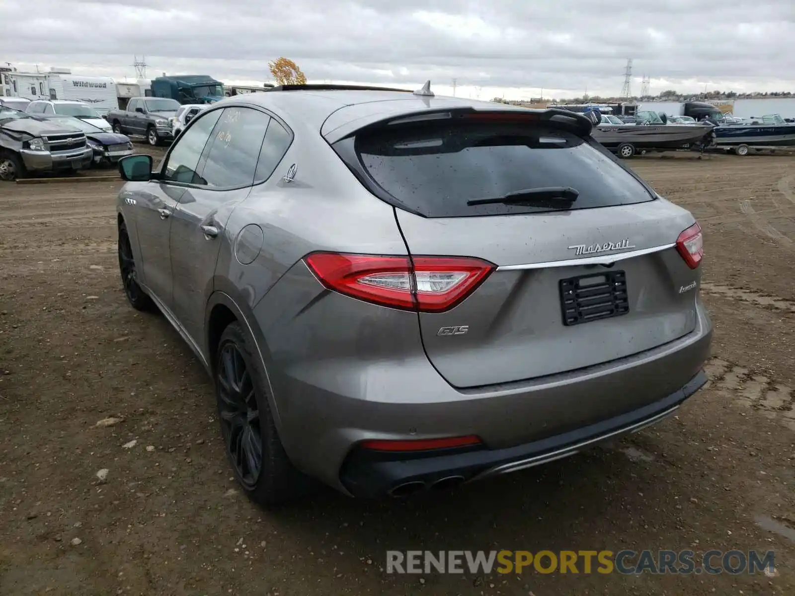 3 Photograph of a damaged car ZN661ZUA5KX332894 MASERATI LEVANTE GT 2019