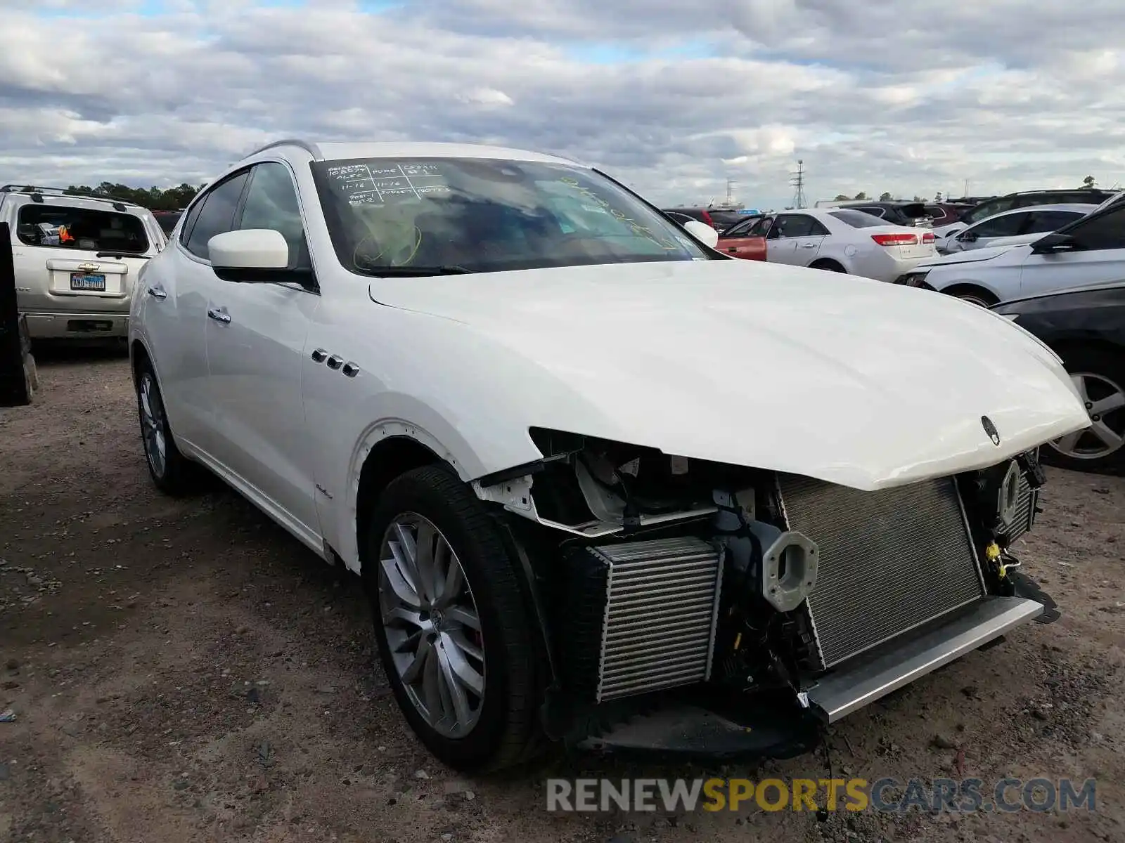 1 Photograph of a damaged car ZN661XUL6LX350232 MASERATI LEVANTE LU 2020