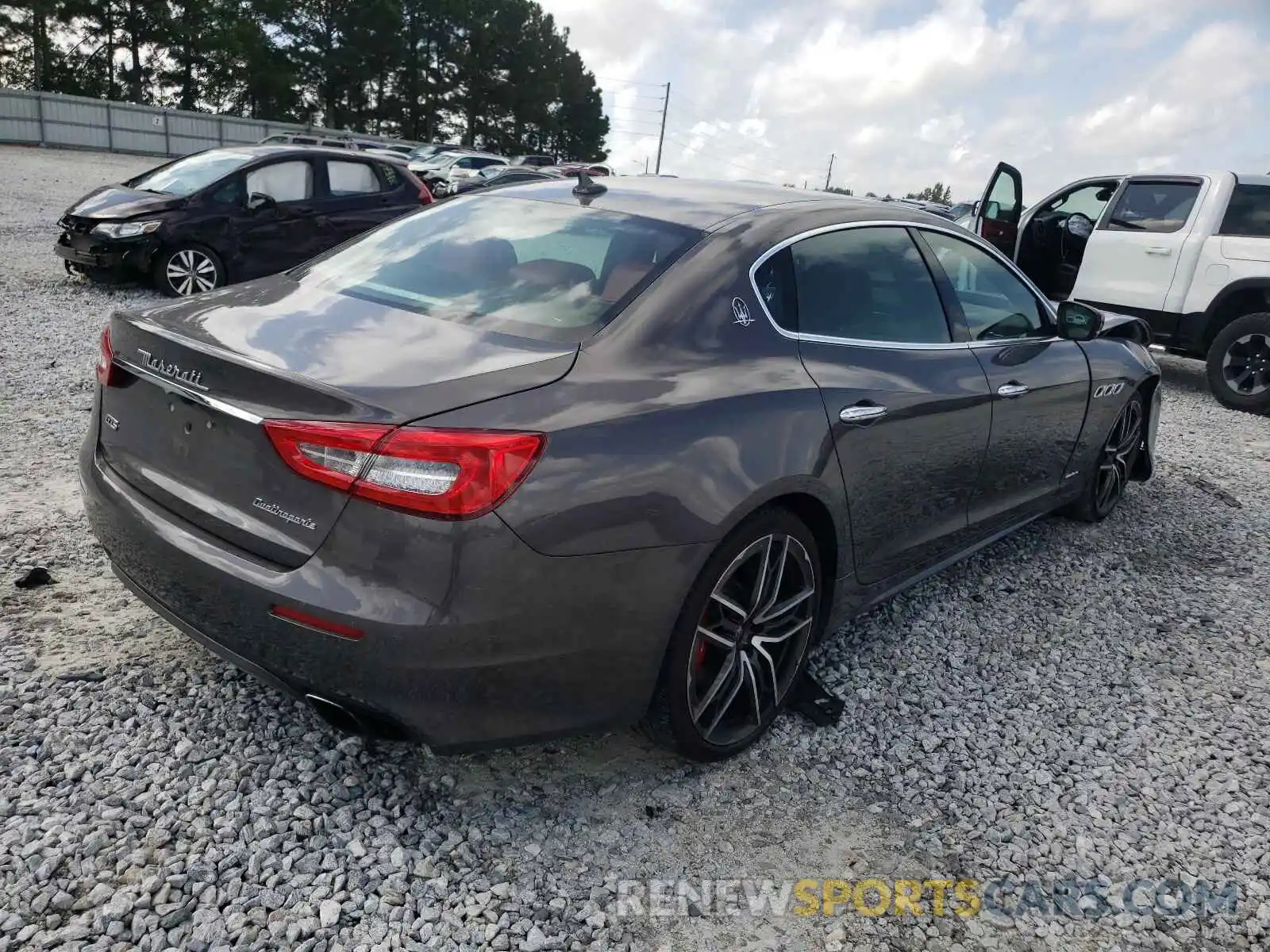 4 Photograph of a damaged car ZAM56PPL5K1314846 MASERATI QUATTROPOR 2019