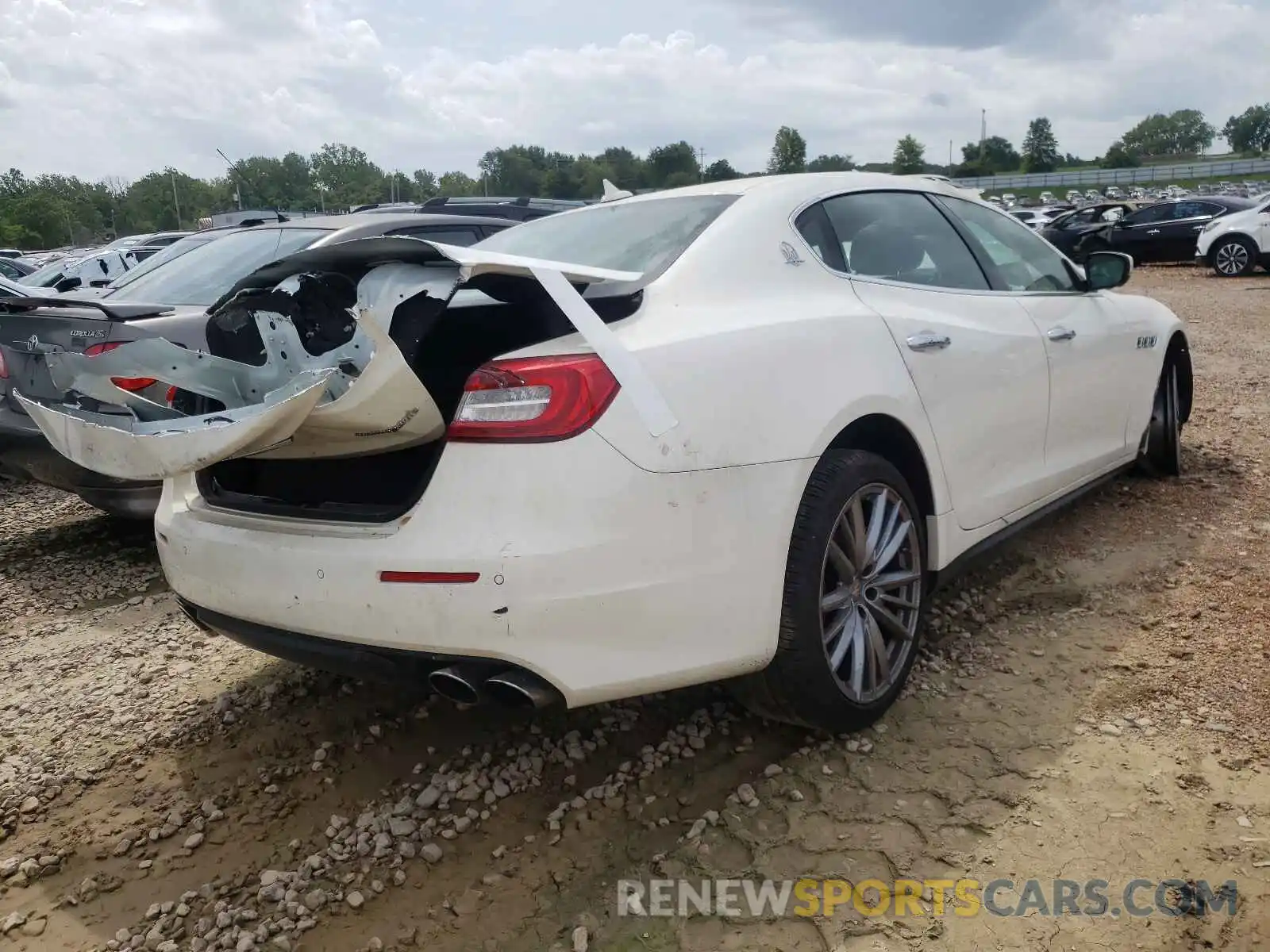 4 Фотография поврежденного автомобиля ZAM56YRA1K1308589 MASERATI QUATTROPOR 2019