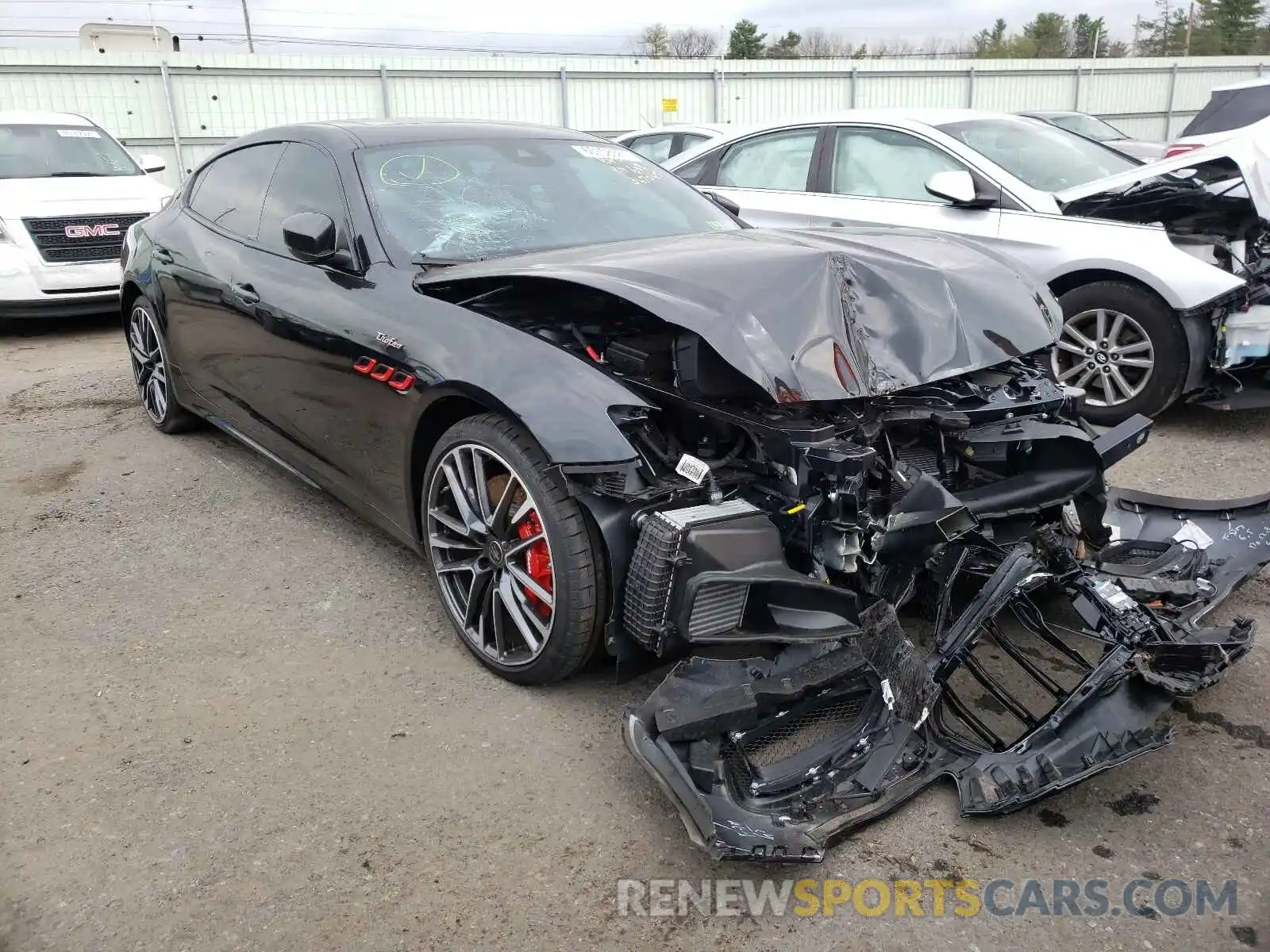 1 Photograph of a damaged car ZAM56ZPA9M1367045 MASERATI QUATTROPOR 2021