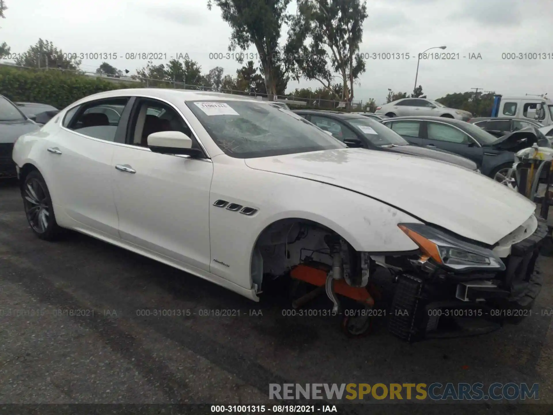 1 Photograph of a damaged car ZAM56YRL9K1339591 MASERATI QUATTROPORTE 2019