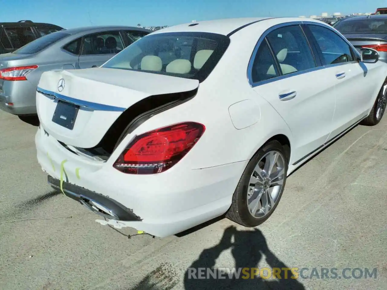 4 Photograph of a damaged car W1KWF8DB9MR612238 MERCEDES-BENZ 300-CLASS 2021