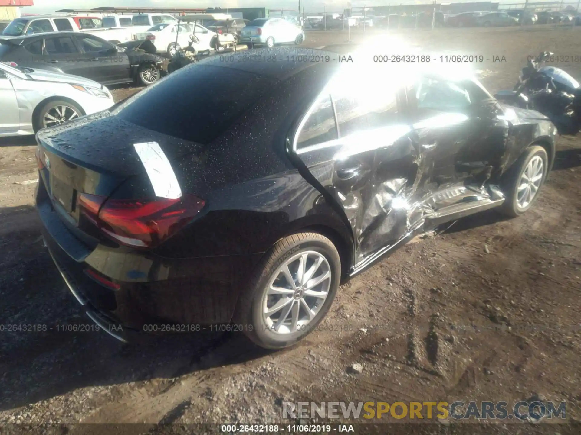 4 Фотография поврежденного автомобиля WDD3G4EB4KW022521 MERCEDES-BENZ A 2019