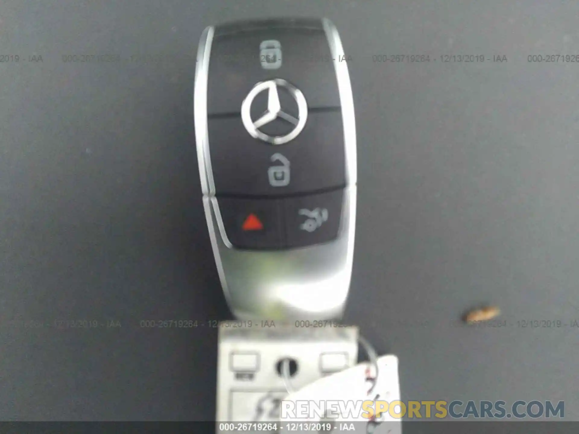 11 Фотография поврежденного автомобиля WDD3G4EB8KW023851 MERCEDES-BENZ A 2019