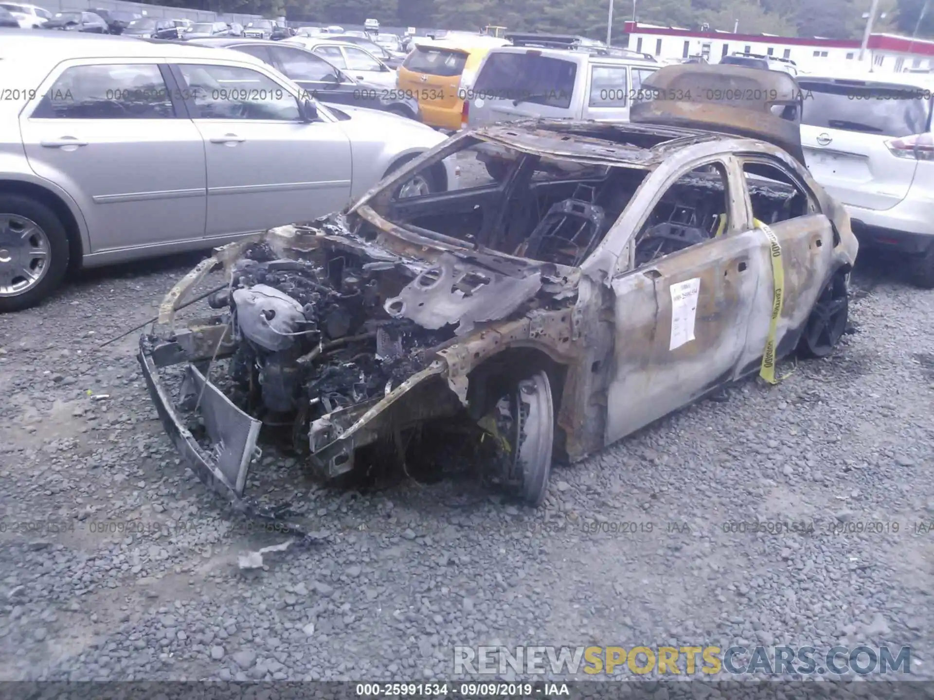 2 Фотография поврежденного автомобиля WDD3G4FB2KW000743 MERCEDES-BENZ A 2019