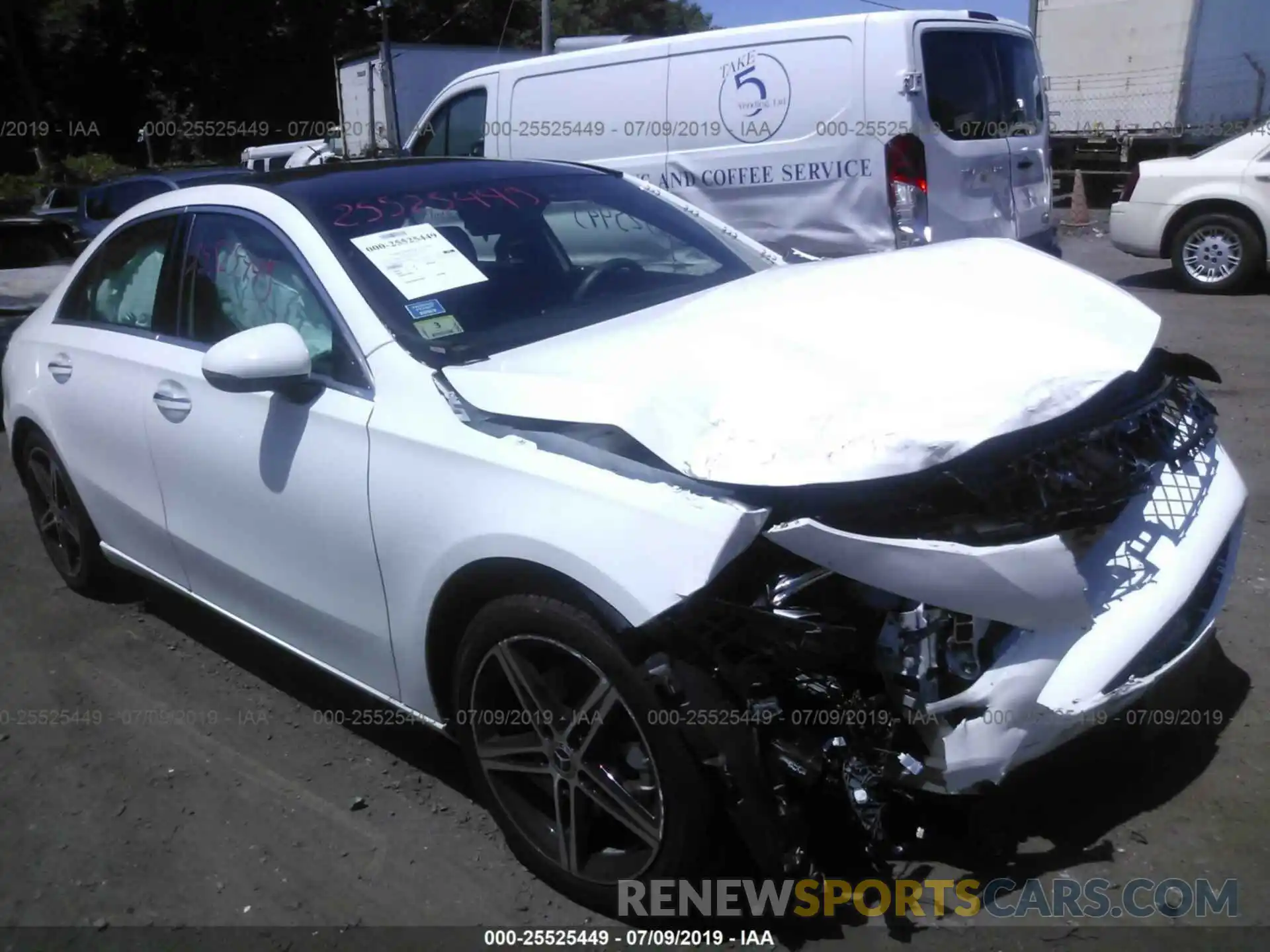 1 Photograph of a damaged car WDD3G4FB6KW006190 MERCEDES-BENZ A 2019