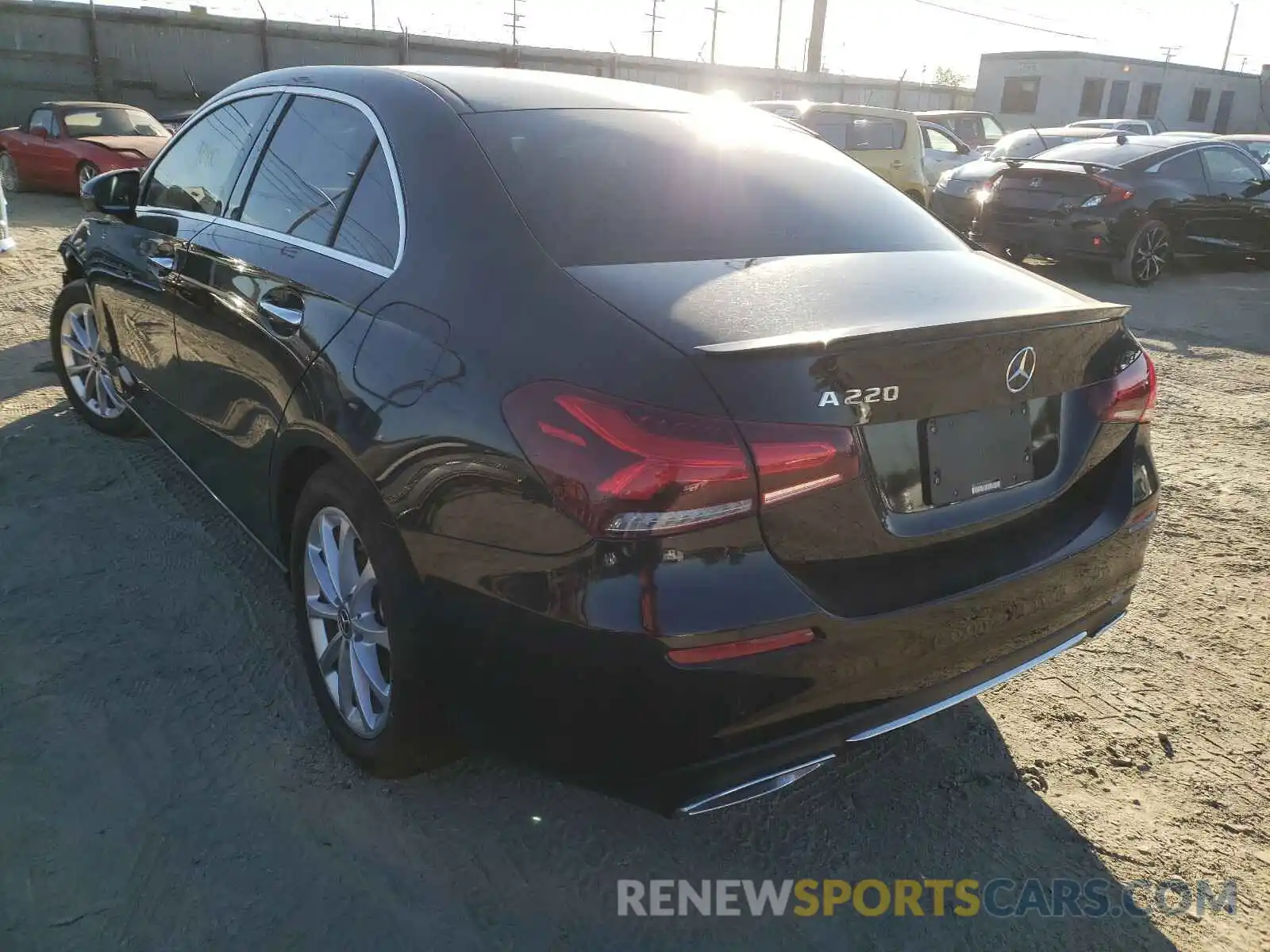 3 Photograph of a damaged car WDD3G4EB1KW023609 MERCEDES-BENZ A 220 2019