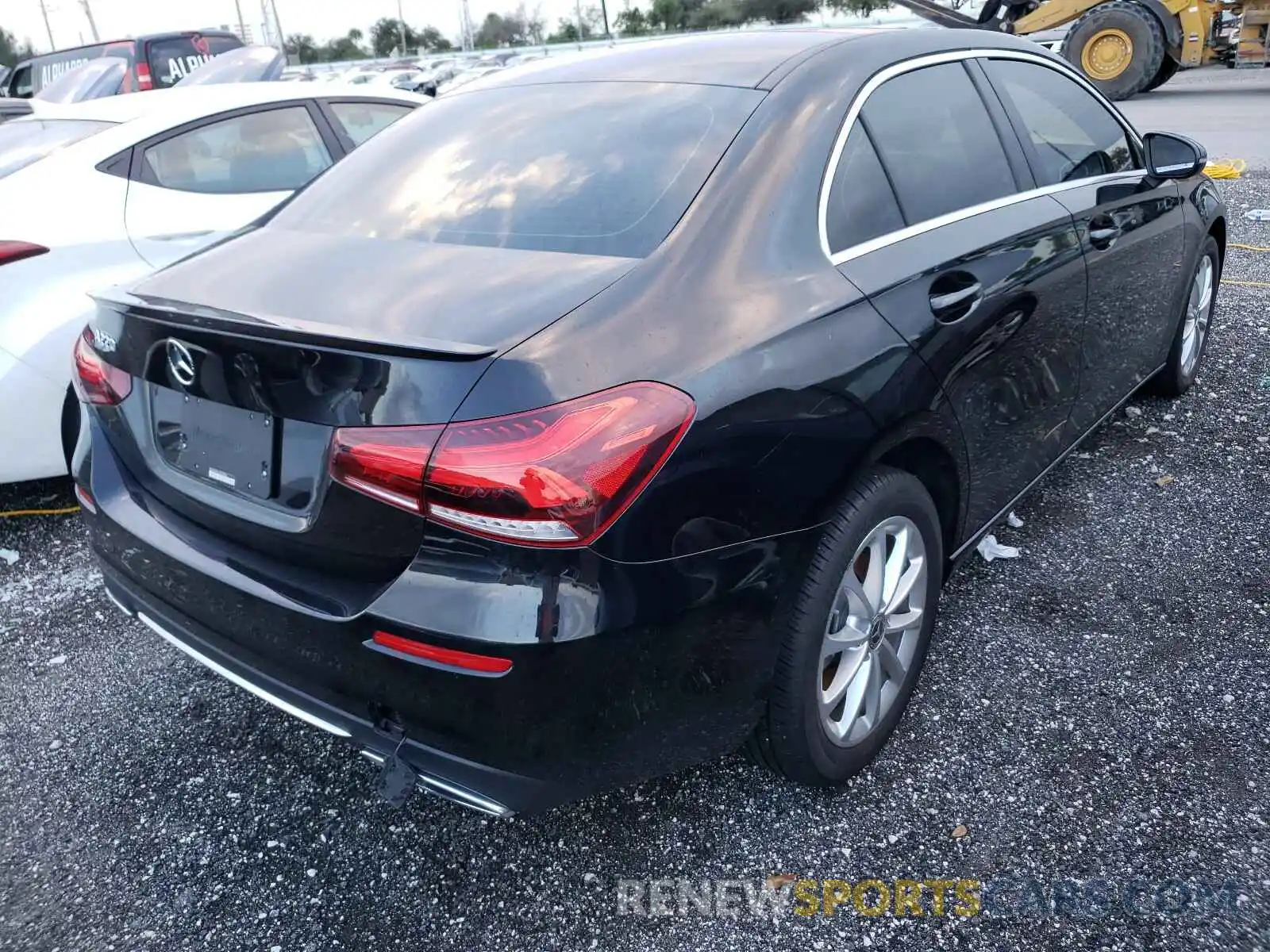 4 Photograph of a damaged car WDD3G4EB1KW026588 MERCEDES-BENZ A 220 2019