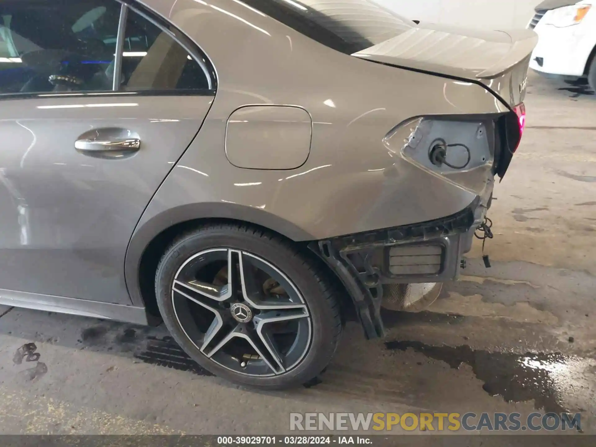 22 Photograph of a damaged car WDD3G4EB5KW002309 MERCEDES-BENZ A 220 2019