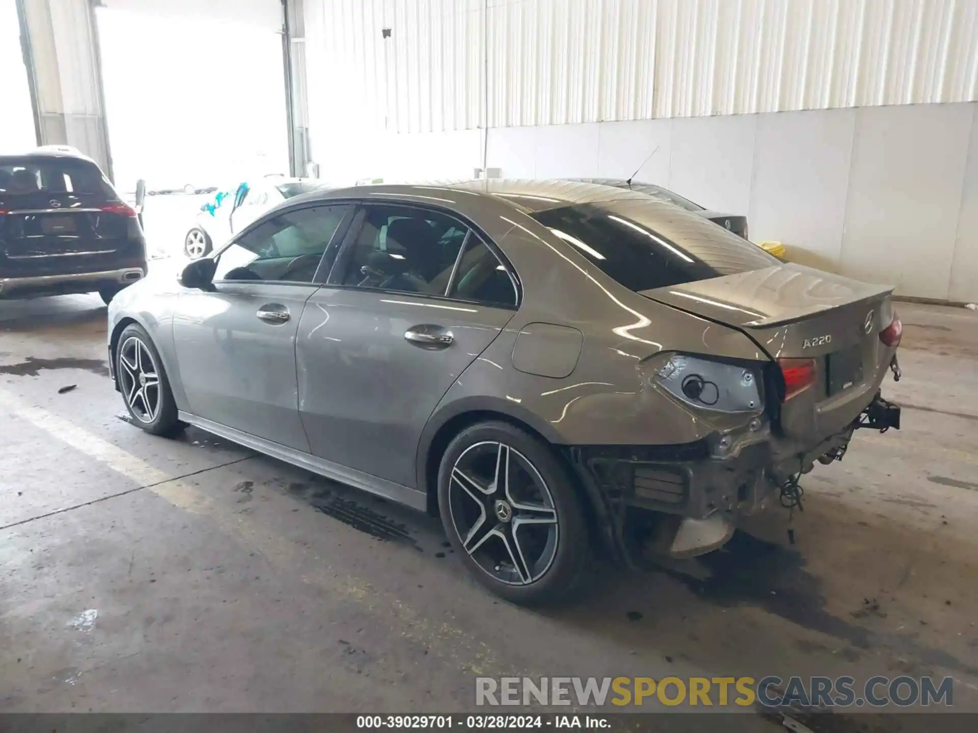 3 Photograph of a damaged car WDD3G4EB5KW002309 MERCEDES-BENZ A 220 2019