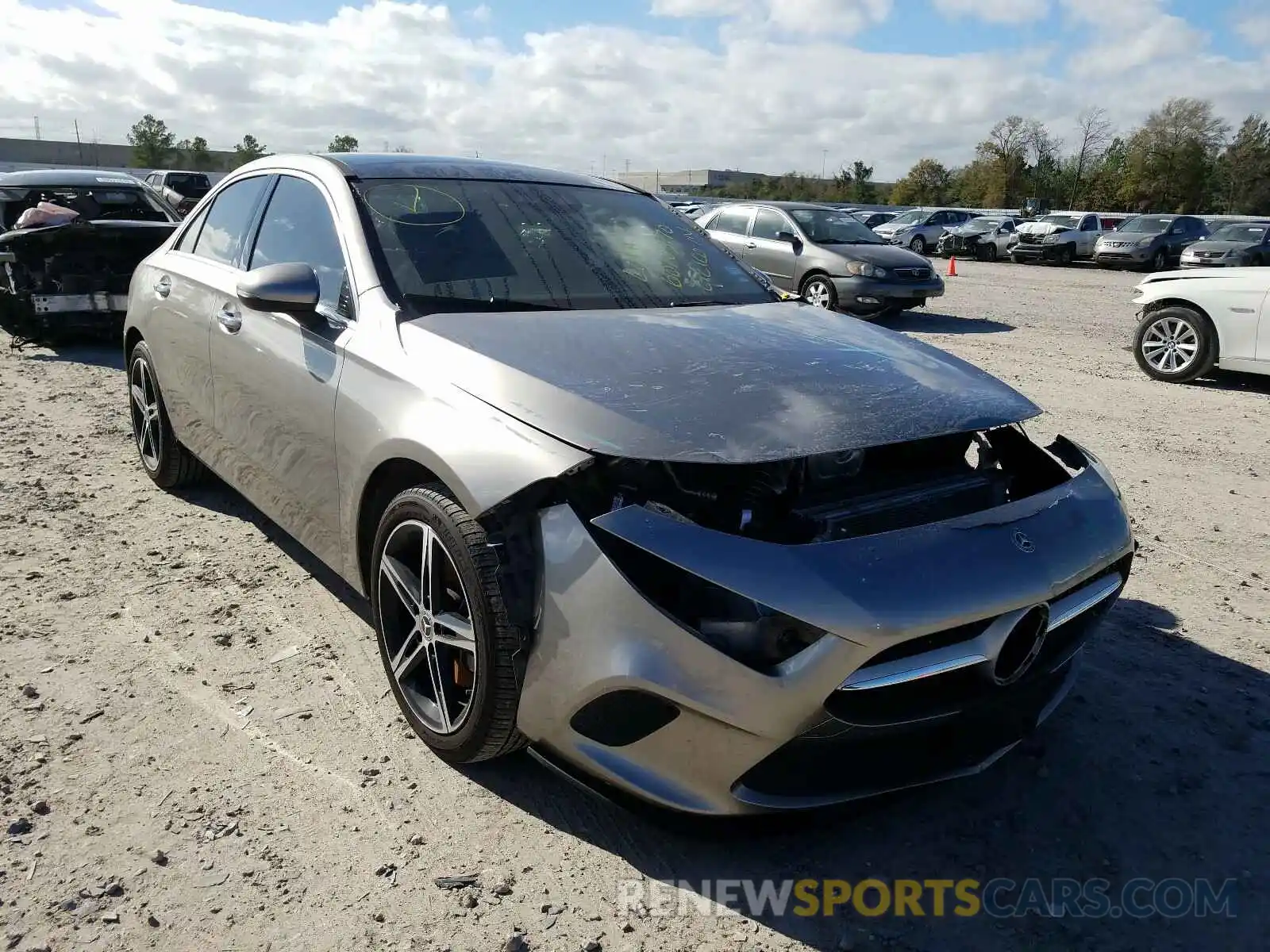 1 Photograph of a damaged car WDD3G4EB7KW001632 MERCEDES-BENZ A 220 2019