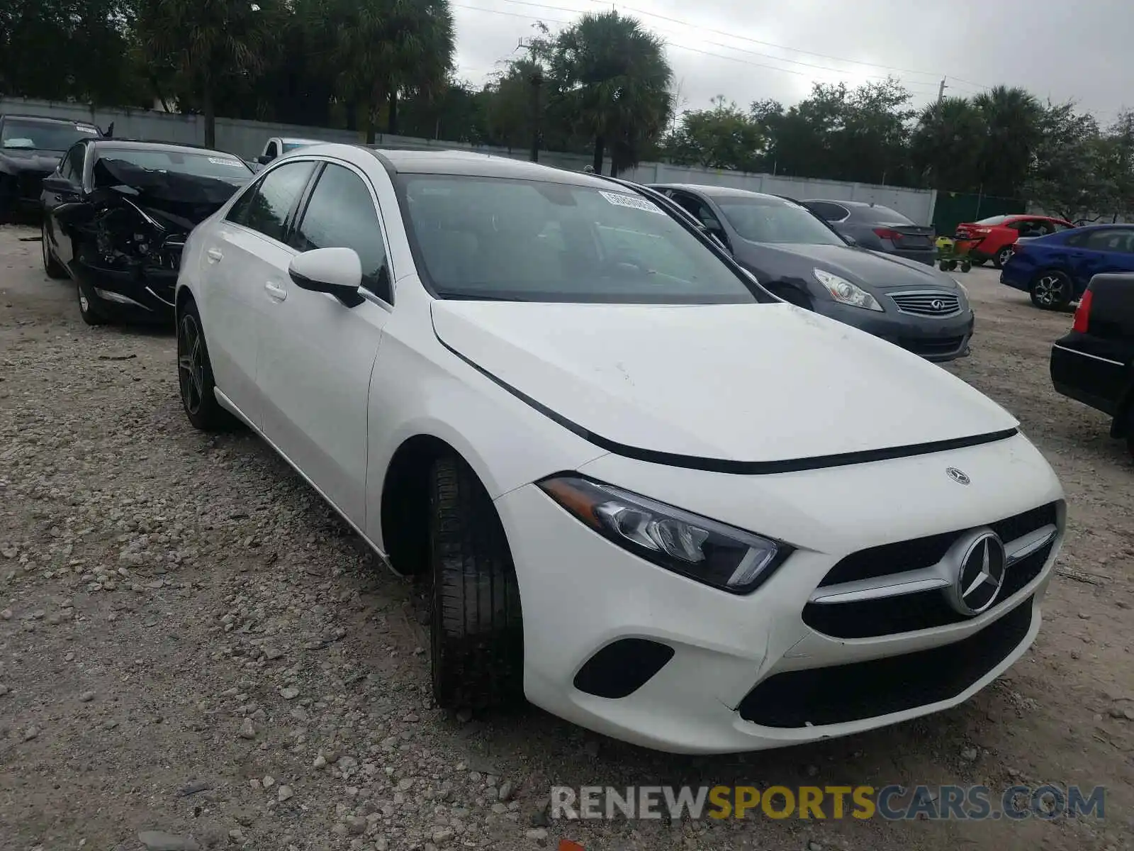 1 Photograph of a damaged car WDD3G4EB8KW021047 MERCEDES-BENZ A 220 2019