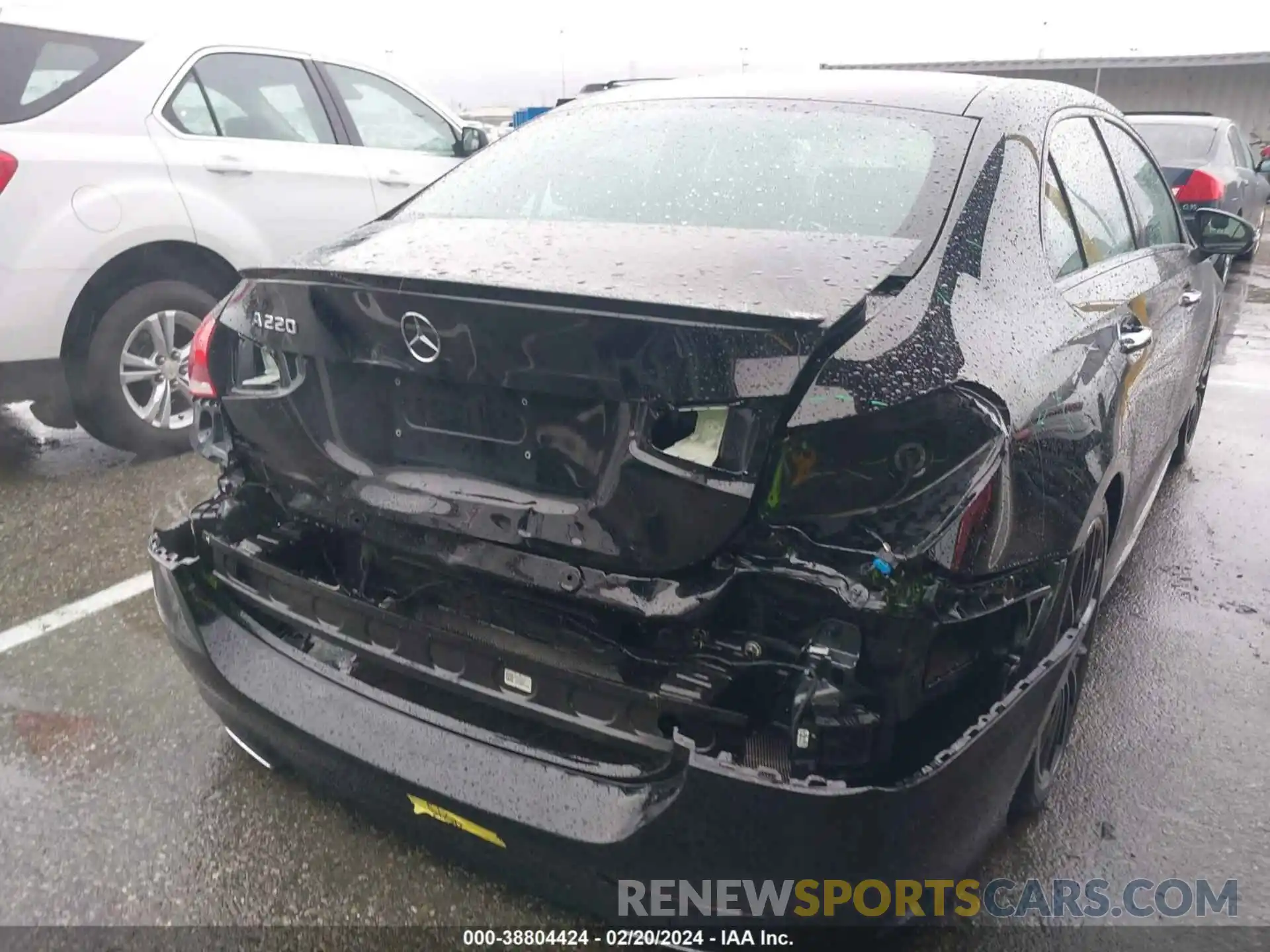 16 Photograph of a damaged car WDD3G4EB9KW025494 MERCEDES-BENZ A 220 2019