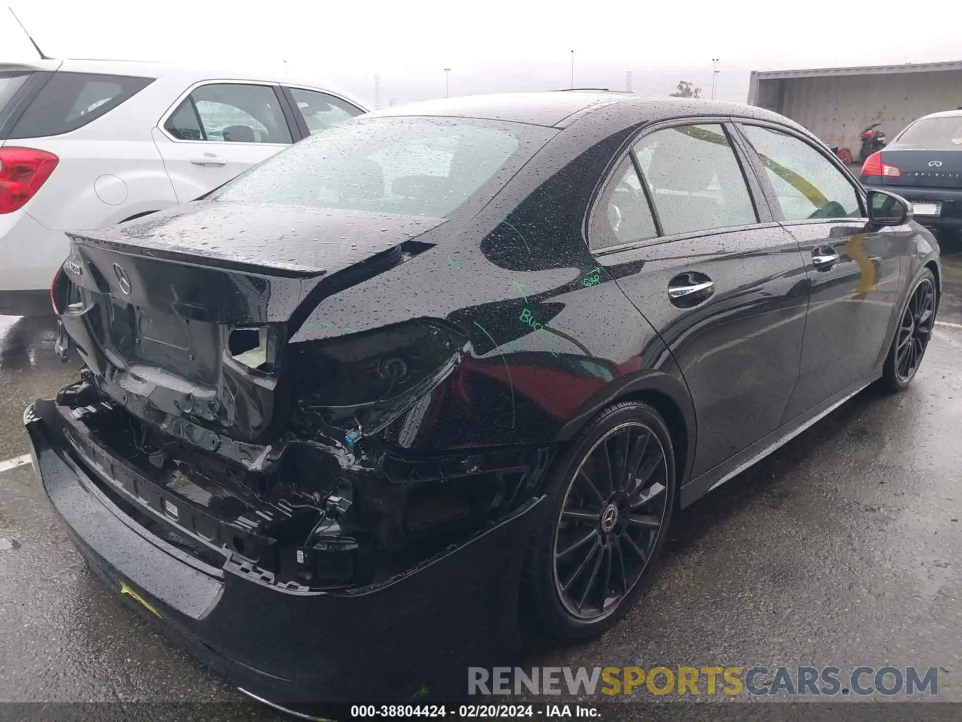 4 Photograph of a damaged car WDD3G4EB9KW025494 MERCEDES-BENZ A 220 2019