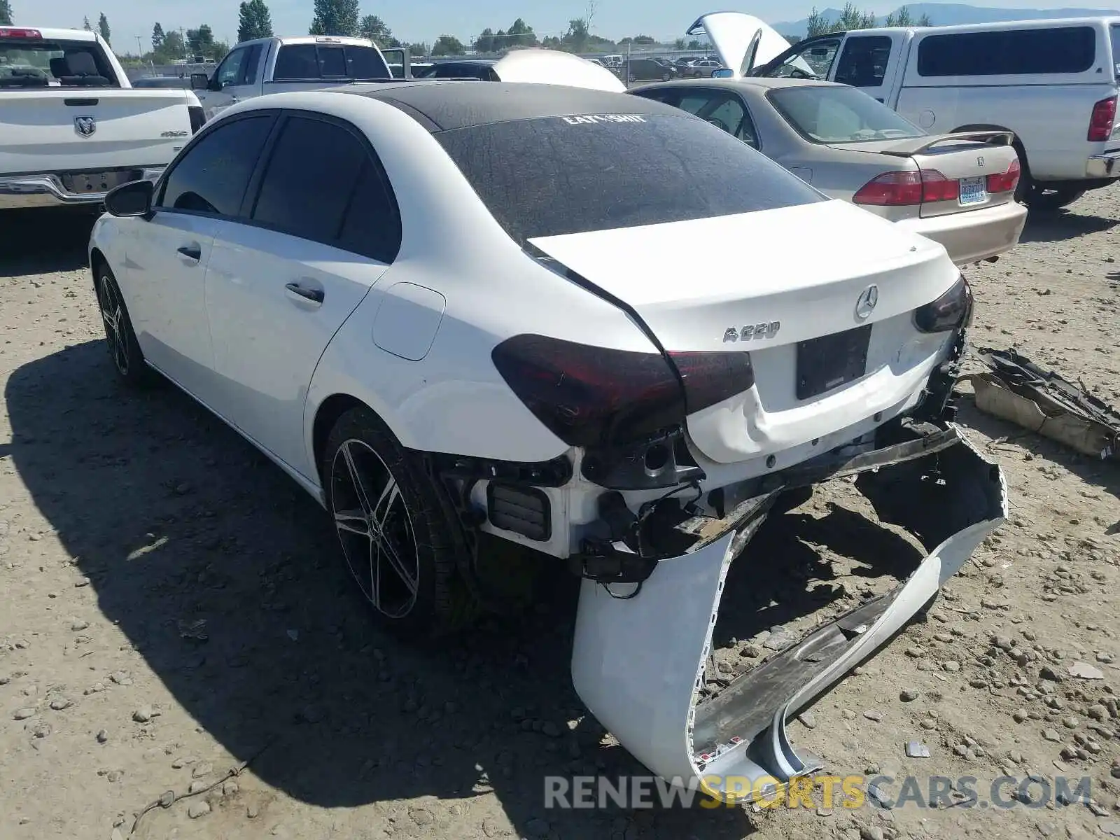 3 Photograph of a damaged car WDD3G4FB1KW000619 MERCEDES-BENZ A 220 2019