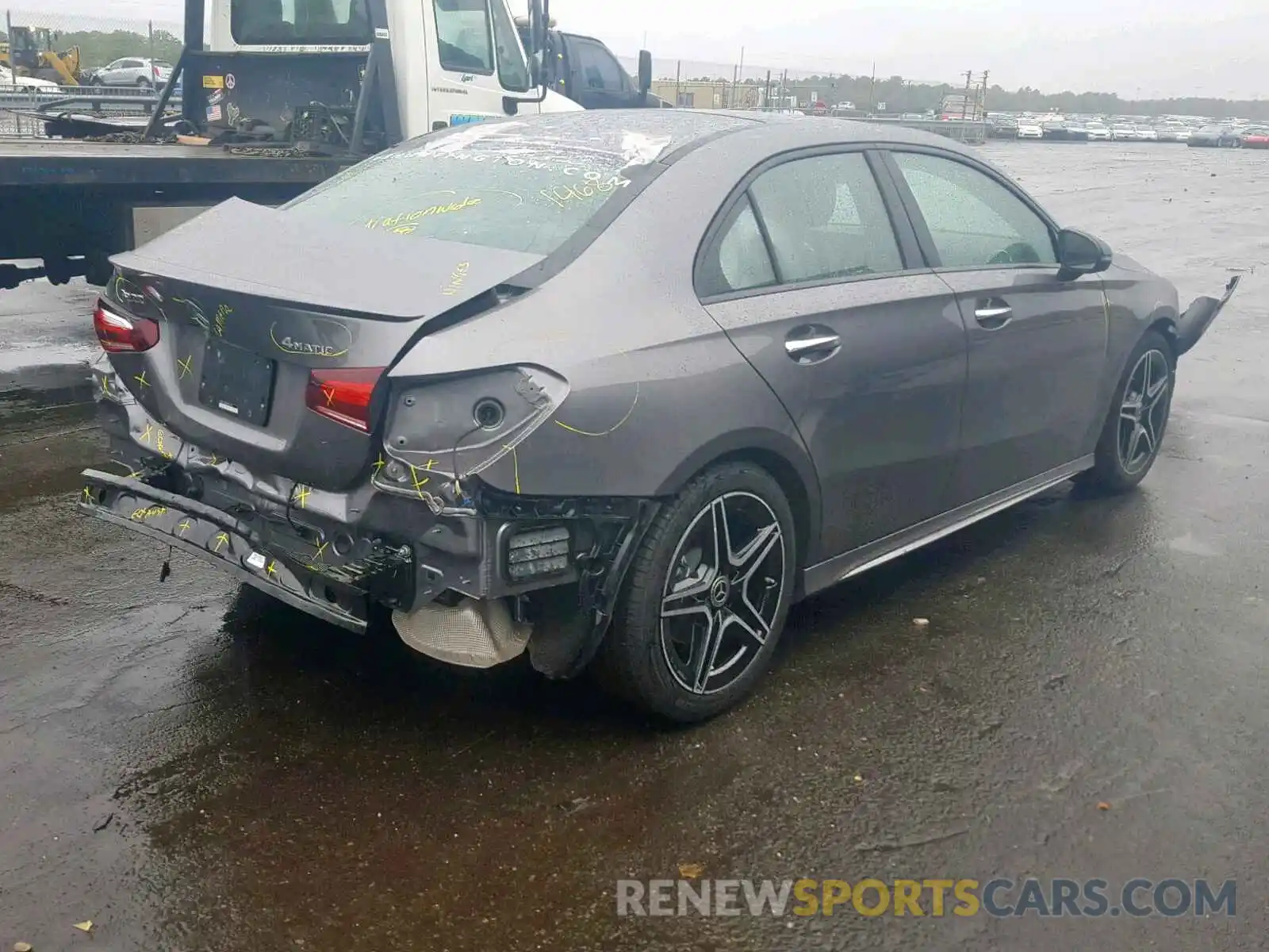 4 Photograph of a damaged car WDD3G4FB2KW002475 MERCEDES-BENZ A 220 2019