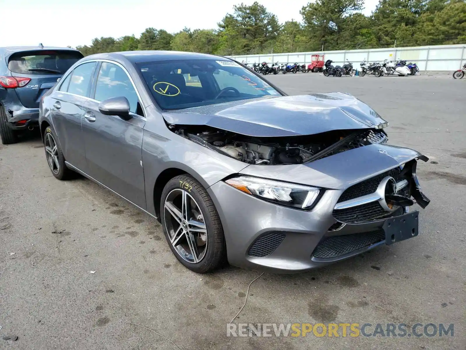 1 Photograph of a damaged car WDD3G4FB2KW014433 MERCEDES-BENZ A 220 2019