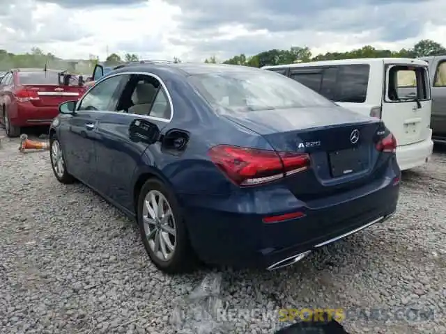 3 Photograph of a damaged car WDD3G4FB2KW024766 MERCEDES-BENZ A 220 2019