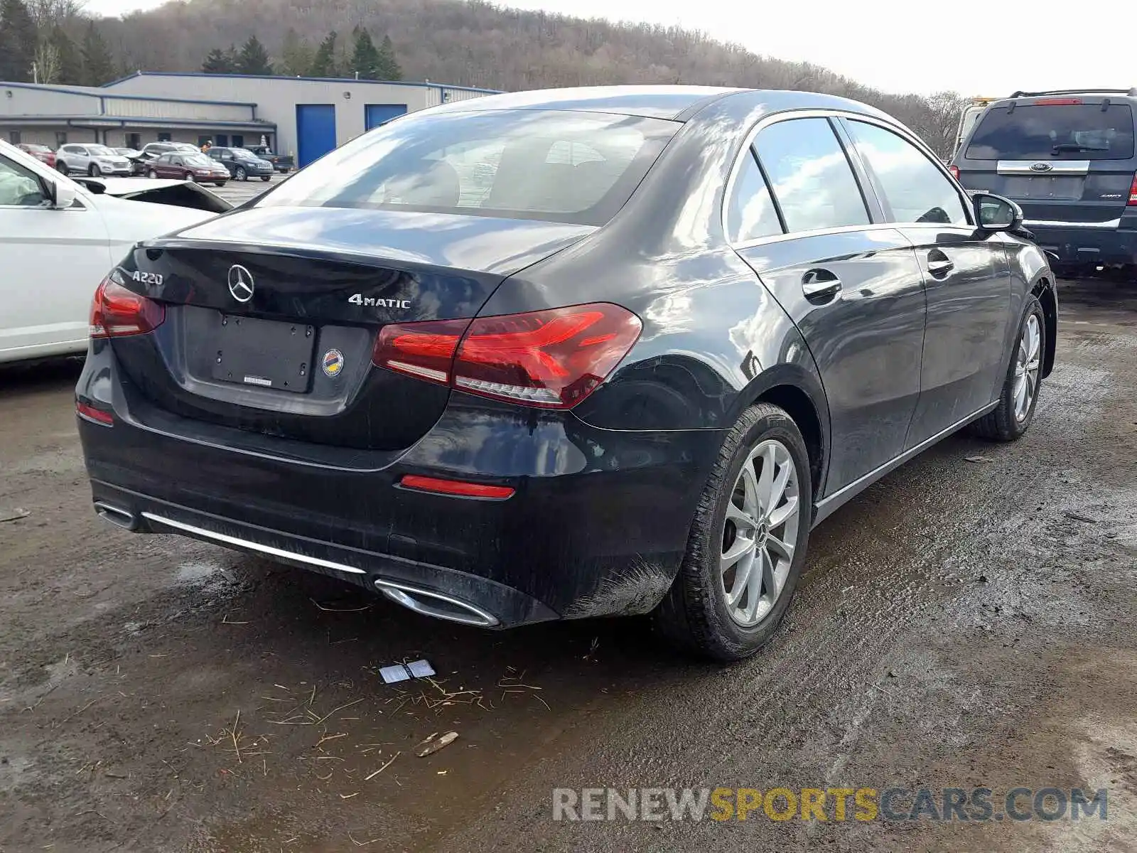 4 Photograph of a damaged car WDD3G4FB3KW025067 MERCEDES-BENZ A 220 2019