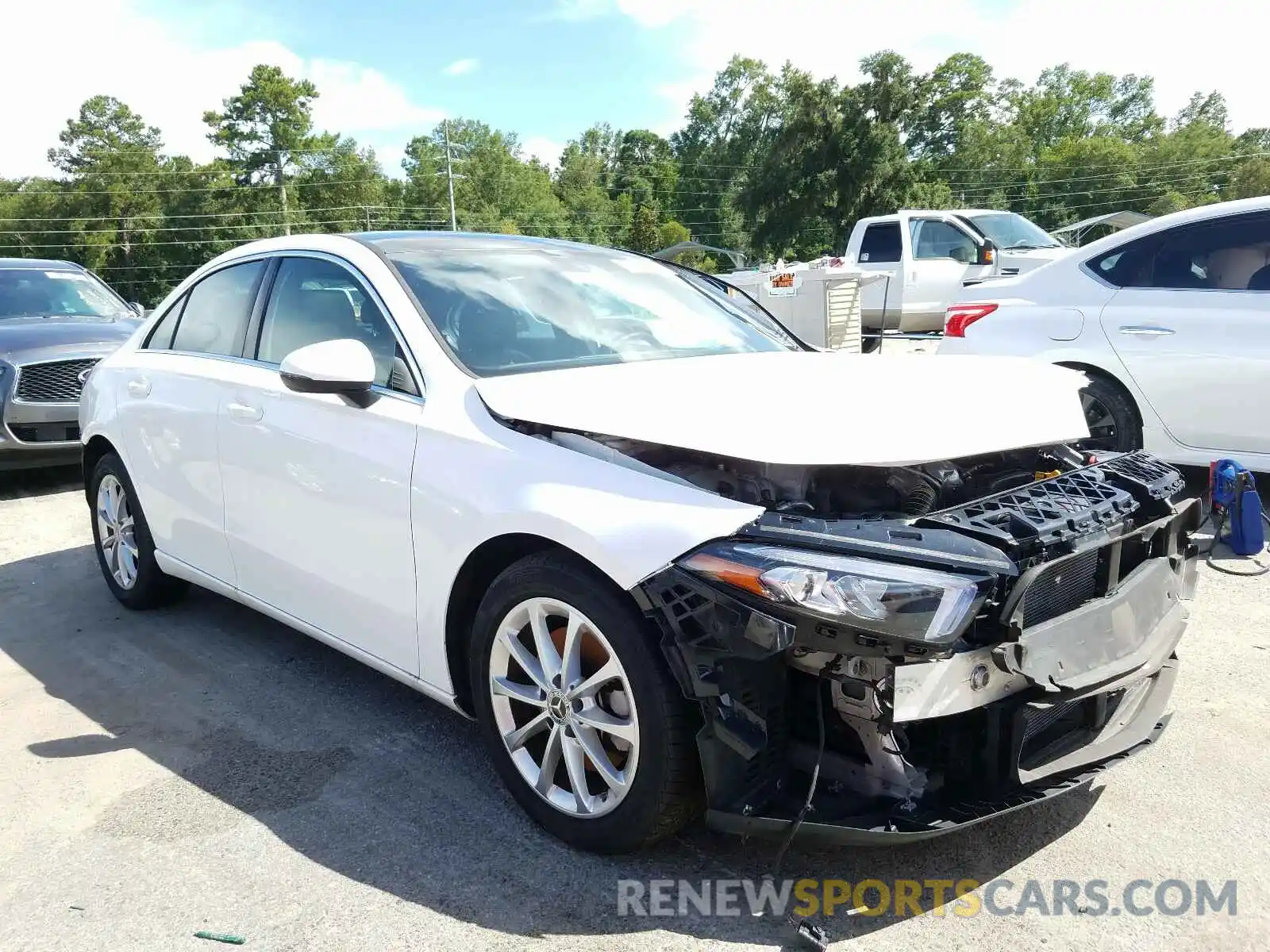 1 Photograph of a damaged car WDD3G4FB4KW026941 MERCEDES-BENZ A 220 2019