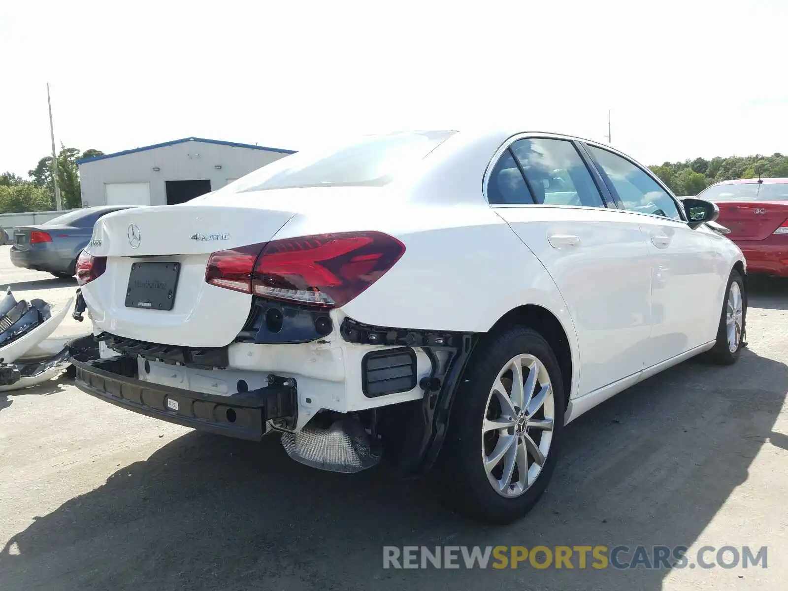 4 Photograph of a damaged car WDD3G4FB4KW026941 MERCEDES-BENZ A 220 2019