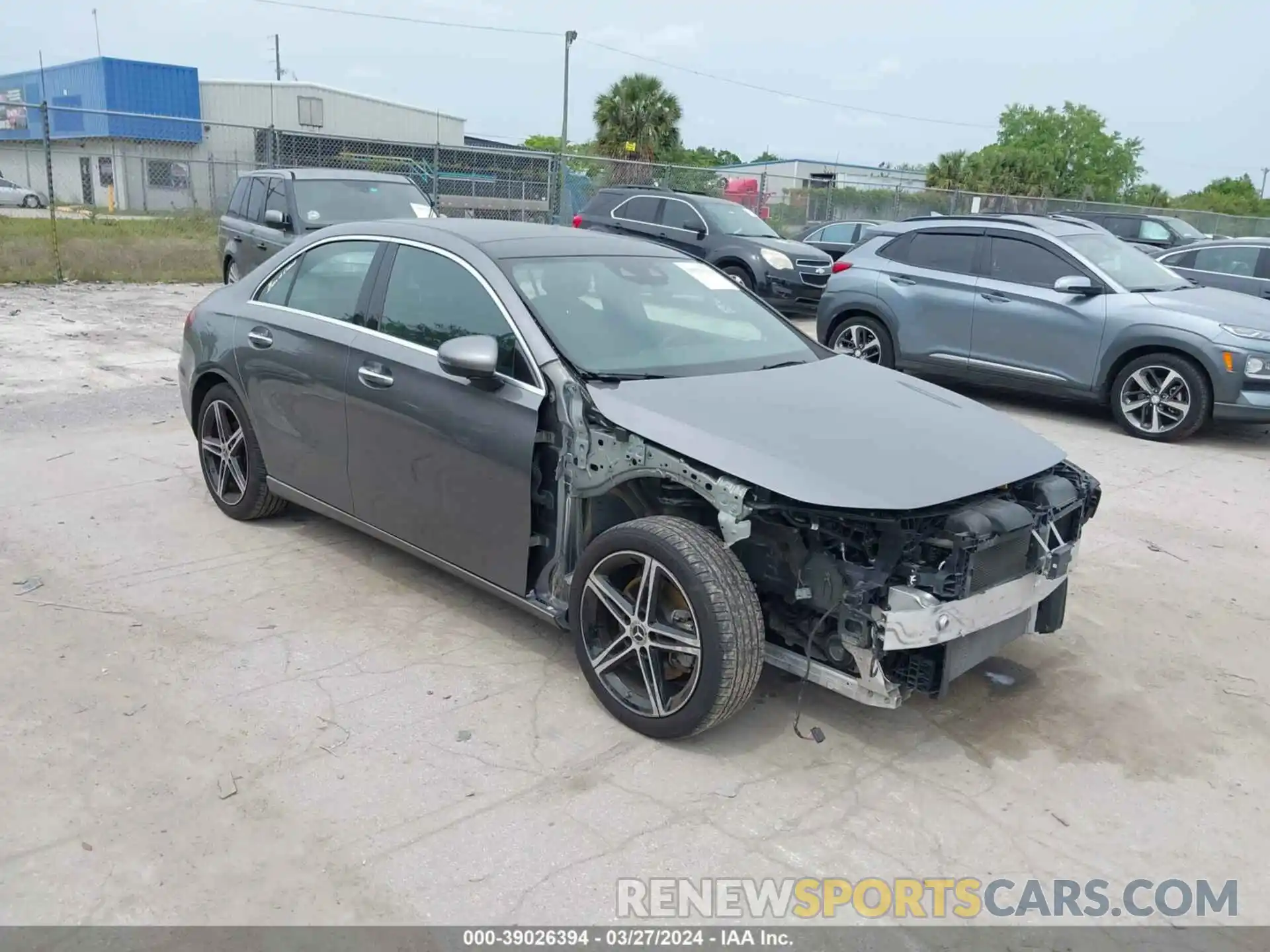 1 Photograph of a damaged car WDD3G4FB5KW013549 MERCEDES-BENZ A 220 2019